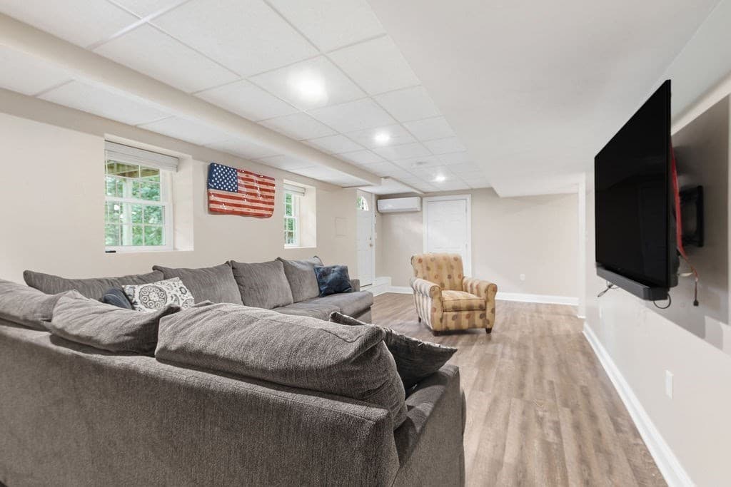 Single Family Residence at 15 River Edge Rd, Mansfield MA 02048, Mansfield, photo 35 of 42