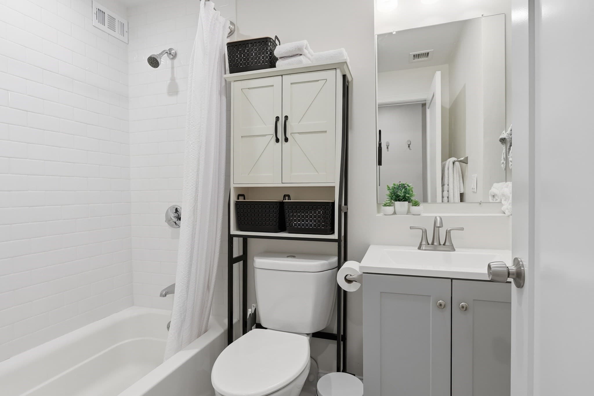 Condominium at 636 Beacon St # 206, Boston MA 02215, Boston, photo 6 of 30