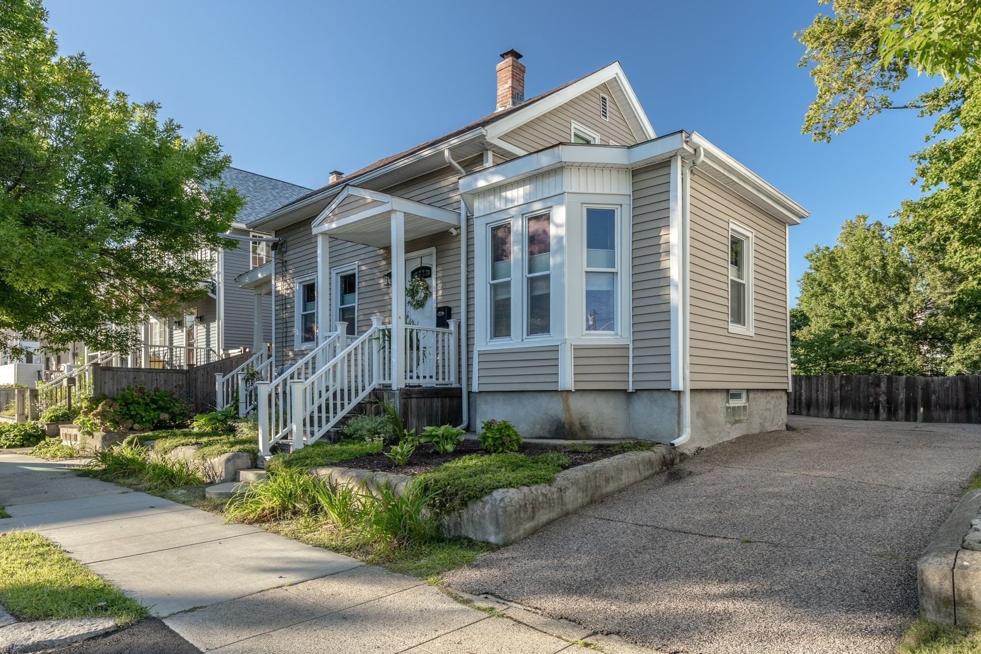 Single Family Residence at 58 Russell Ave, East Providence RI 02914, East Providence, photo 5 of 32
