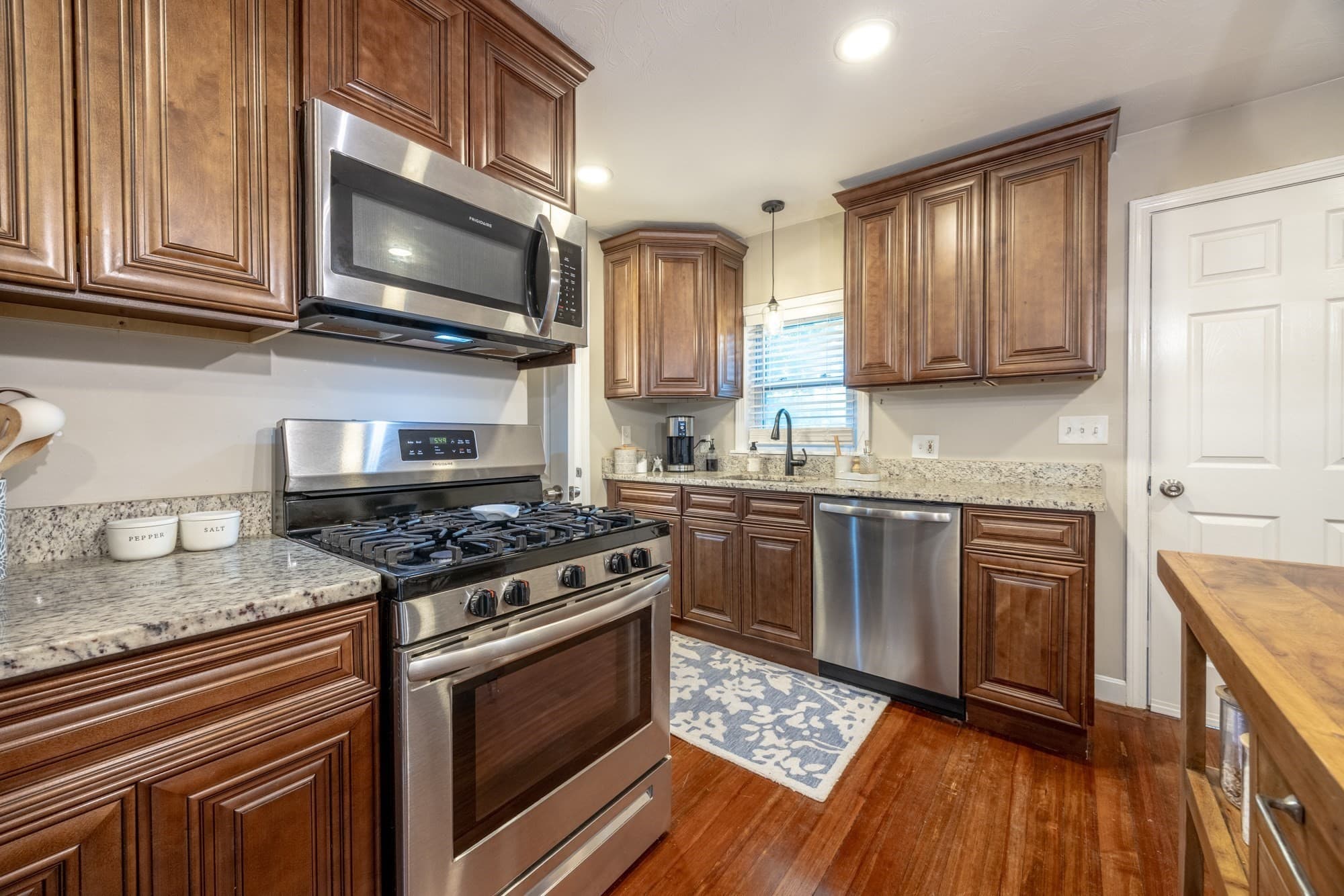 Single Family Residence at 58 Russell Ave, East Providence RI 02914, East Providence, photo 9 of 32