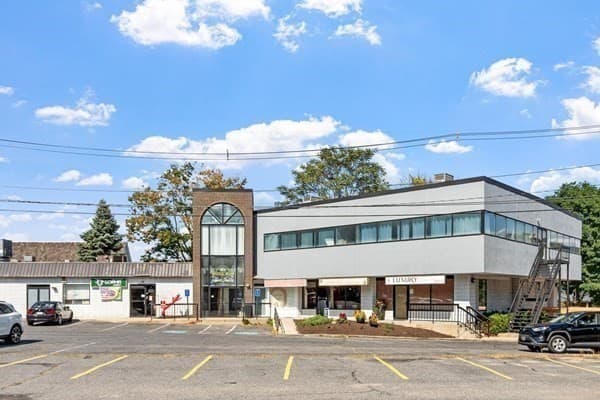 Commercial Sale at 861 Edgell Road, Framingham MA 01701, photo 14 of 17