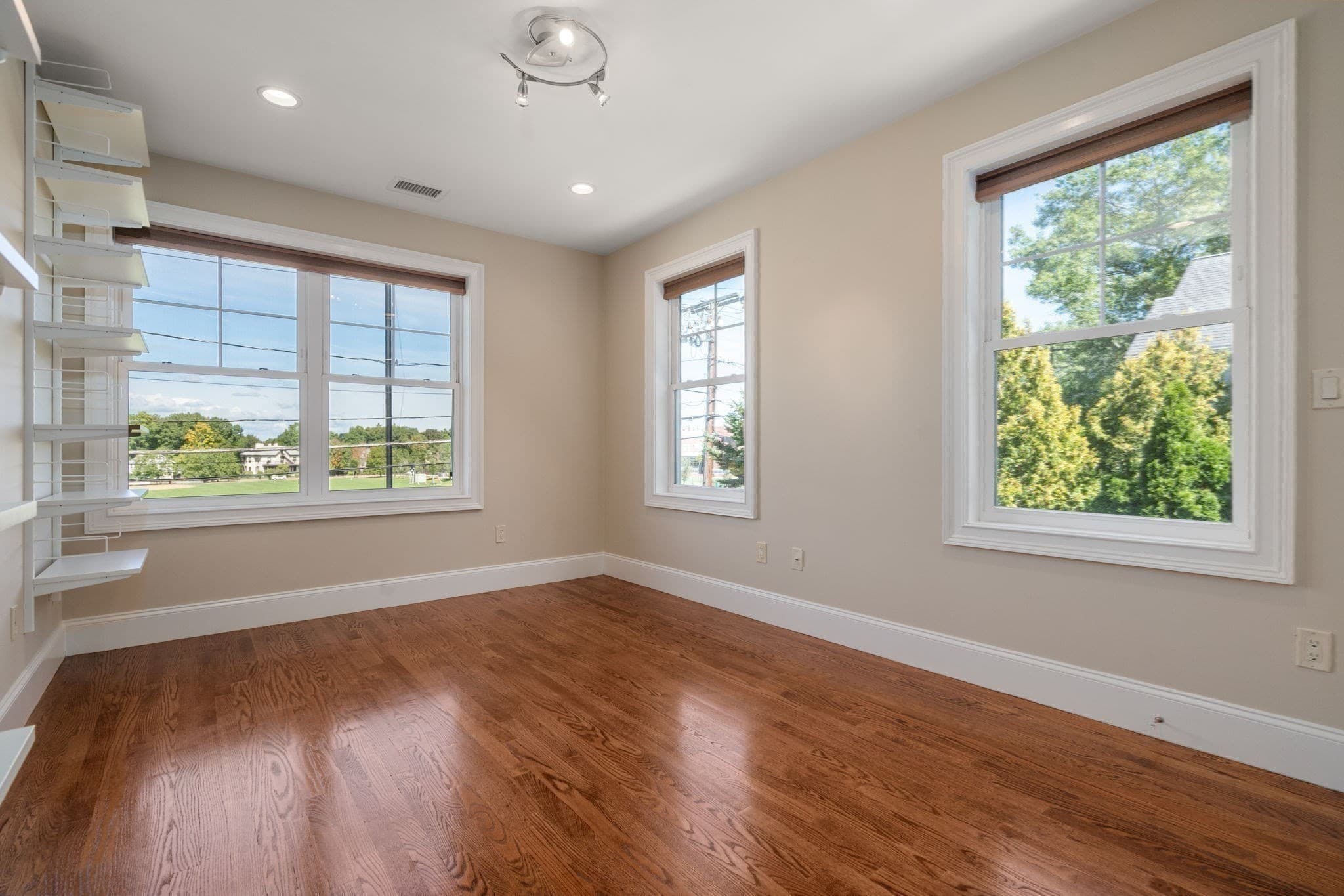 Condominium at 104-108 Hull St # 108, Newton MA 02460, Newton, photo 23 of 41