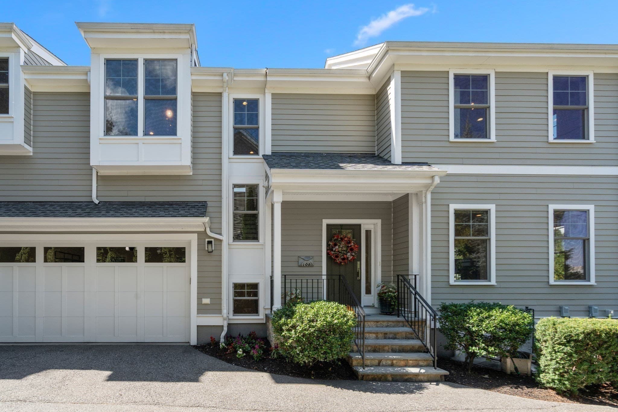 Condominium at 104-108 Hull St # 108, Newton MA 02460, Newton, photo 2 of 41