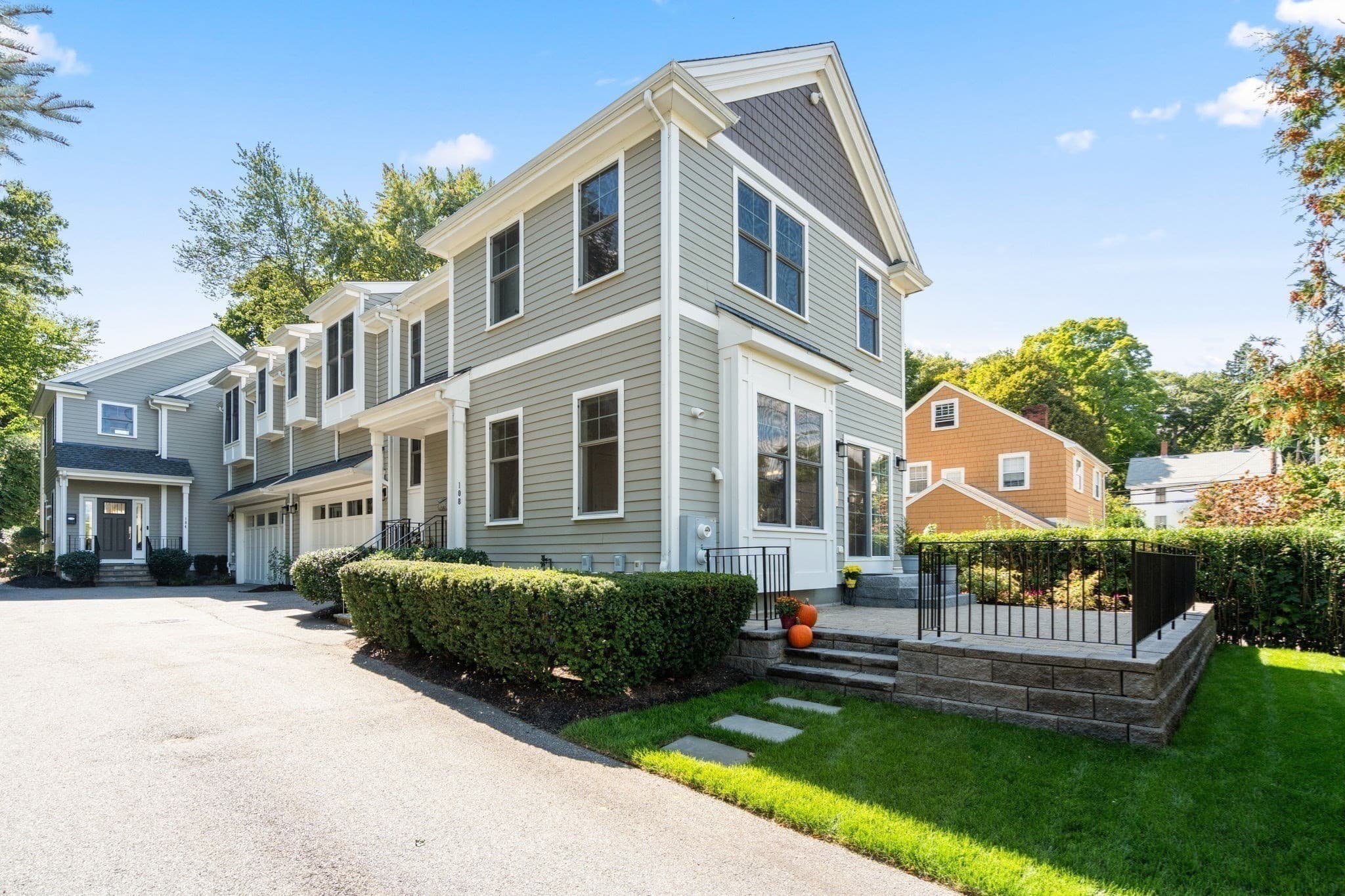 Condominium at 104-108 Hull St # 108, Newton MA 02460, Newton, photo 3 of 41