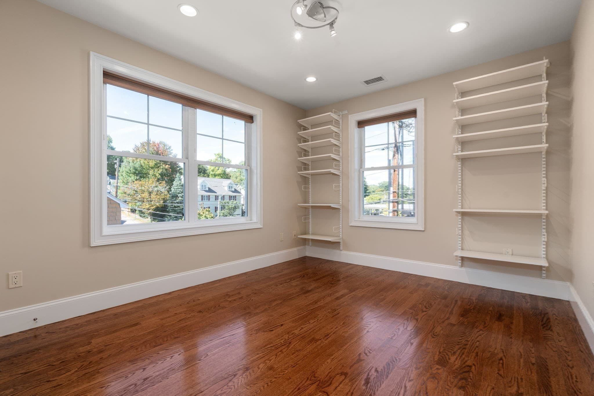 Condominium at 104-108 Hull St # 108, Newton MA 02460, Newton, photo 21 of 41