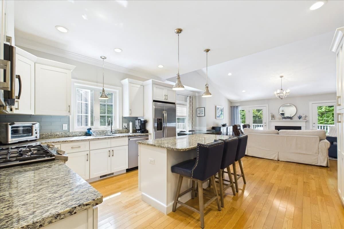 Condominium at 3 Kendrick Way # 3, Hanover MA 02339, Hanover, photo 8 of 42