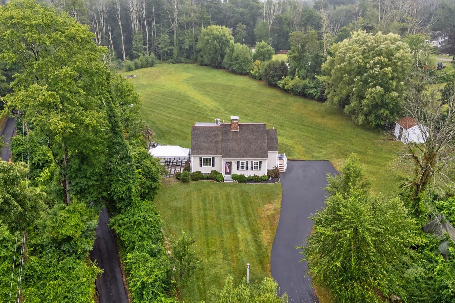 554 High St, Hanson MA 02341