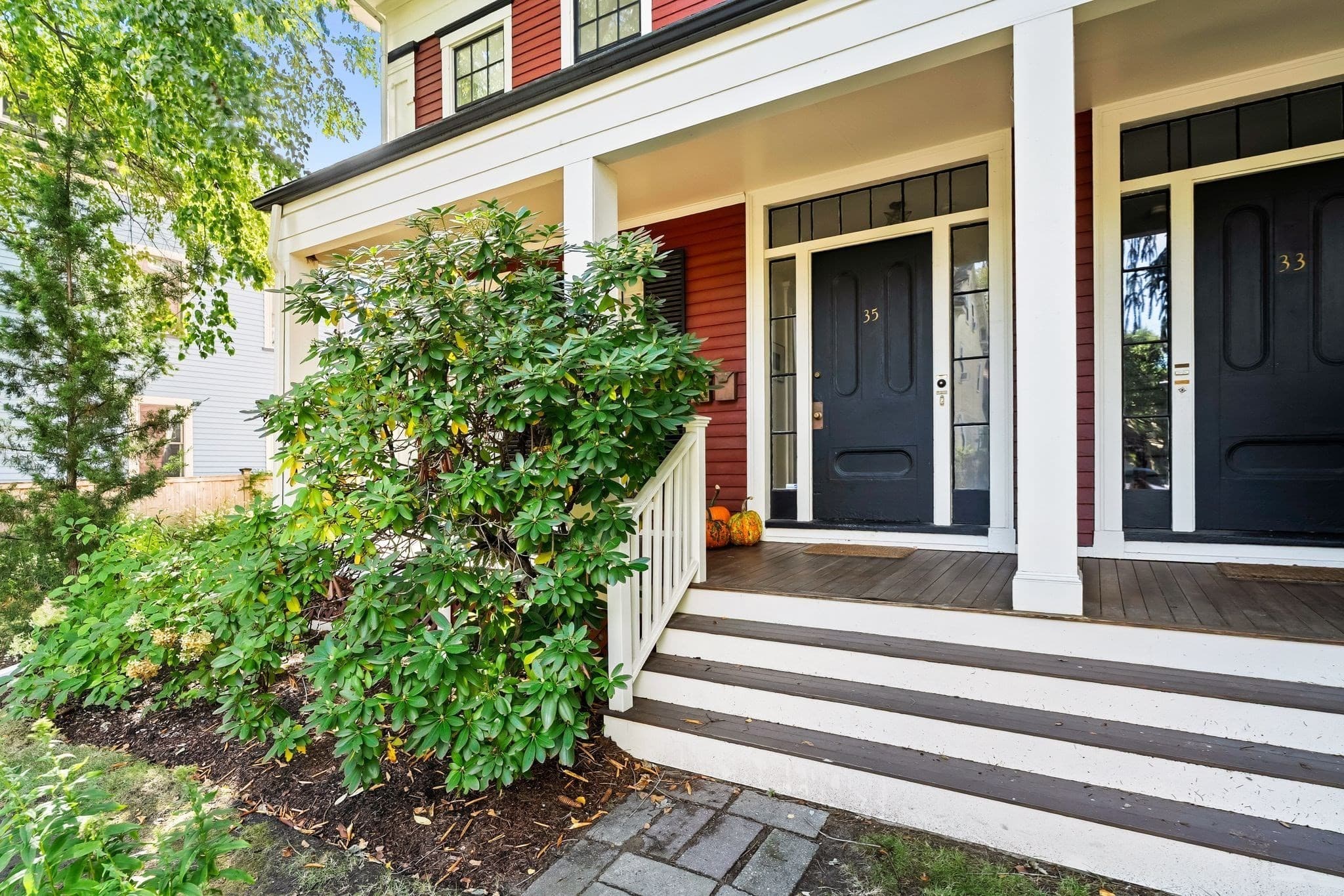 Condominium at 33-35 Green St # 3, Boston MA 02130, photo 2 of 41