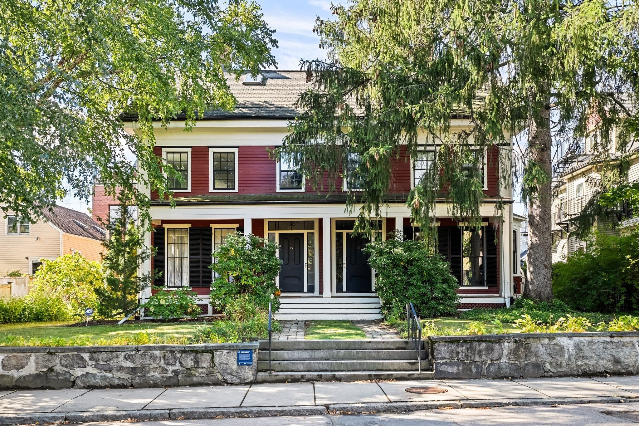 33-35 Green St # 3, Boston MA 02130