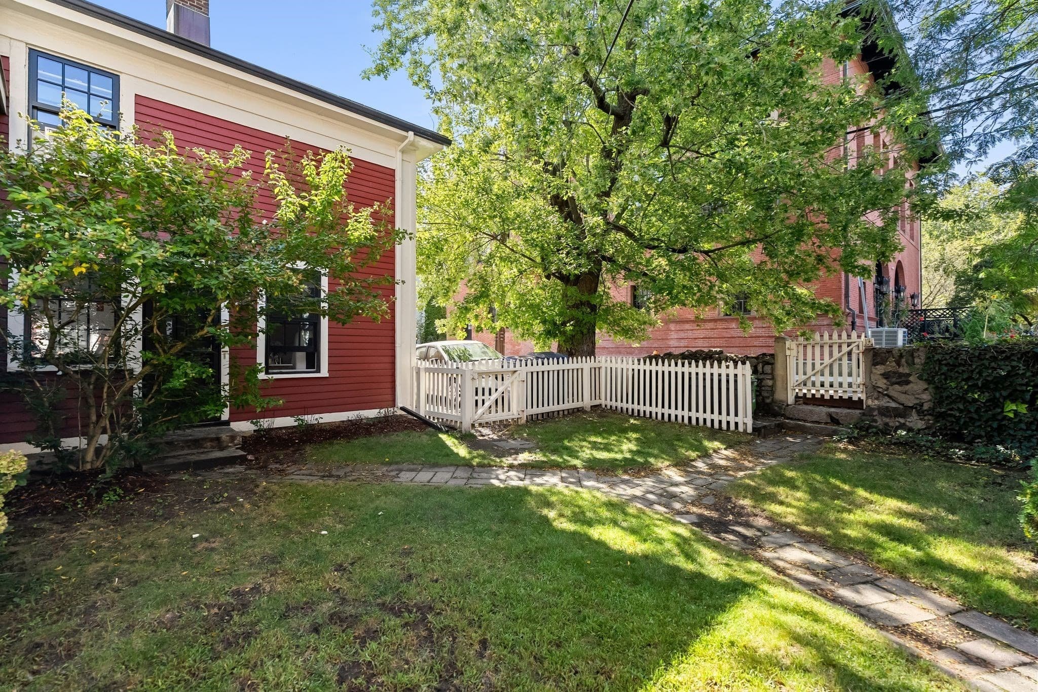 Condominium at 33-35 Green St # 3, Boston MA 02130, photo 35 of 41