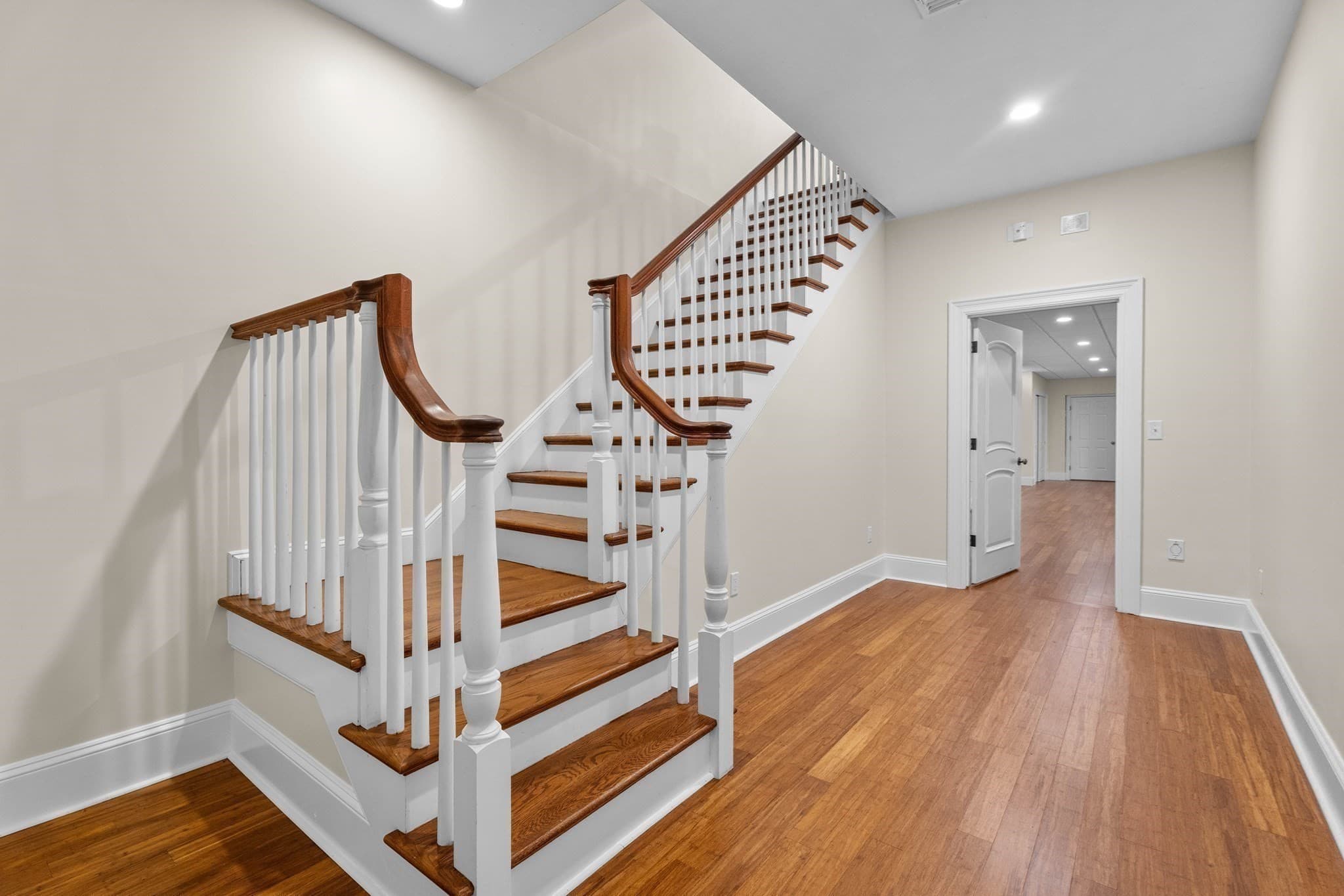 Single Family Residence at 3 Tower Field Lane, Lincoln MA 01773, Lincoln, photo 17 of 23