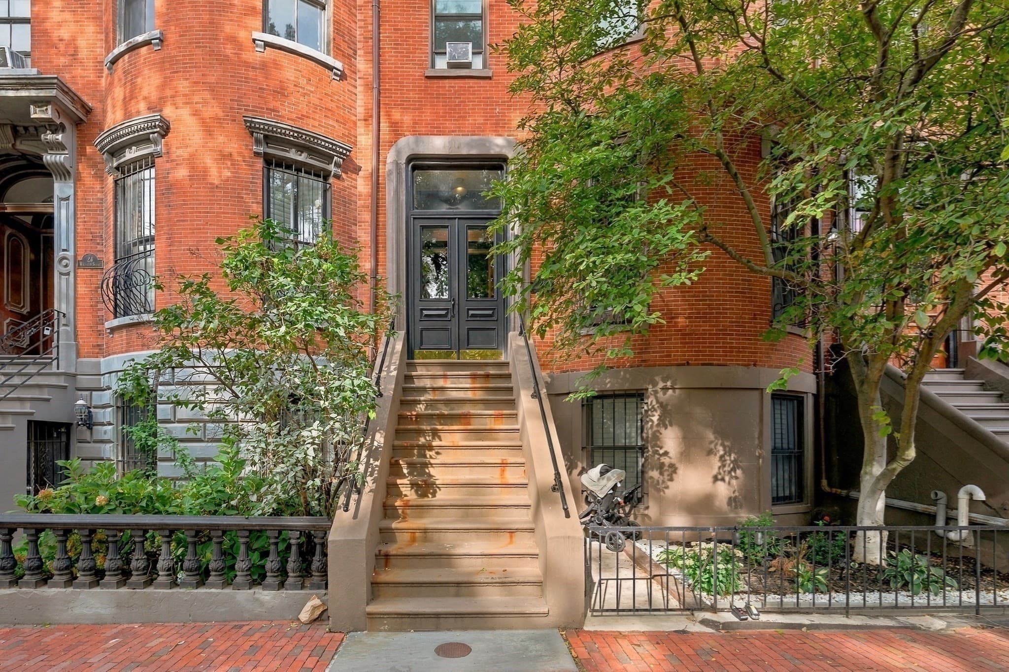 Condominium at 26 Worcester Sq # 2, Boston MA 02118, photo 16 of 19