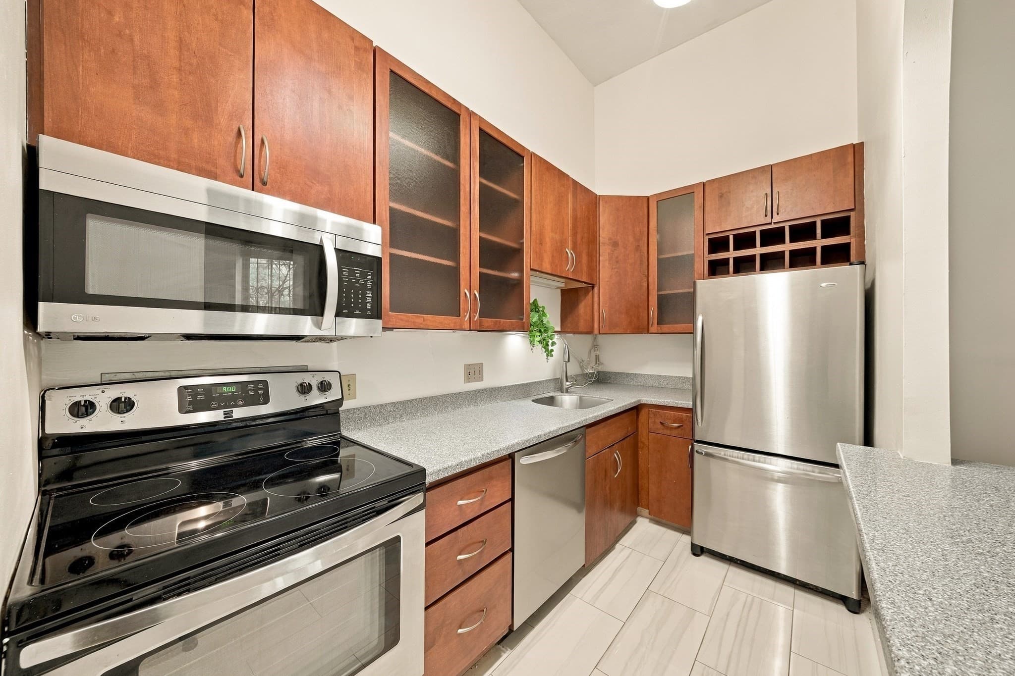 Condominium at 26 Worcester Sq # 2, Boston MA 02118, photo 7 of 19