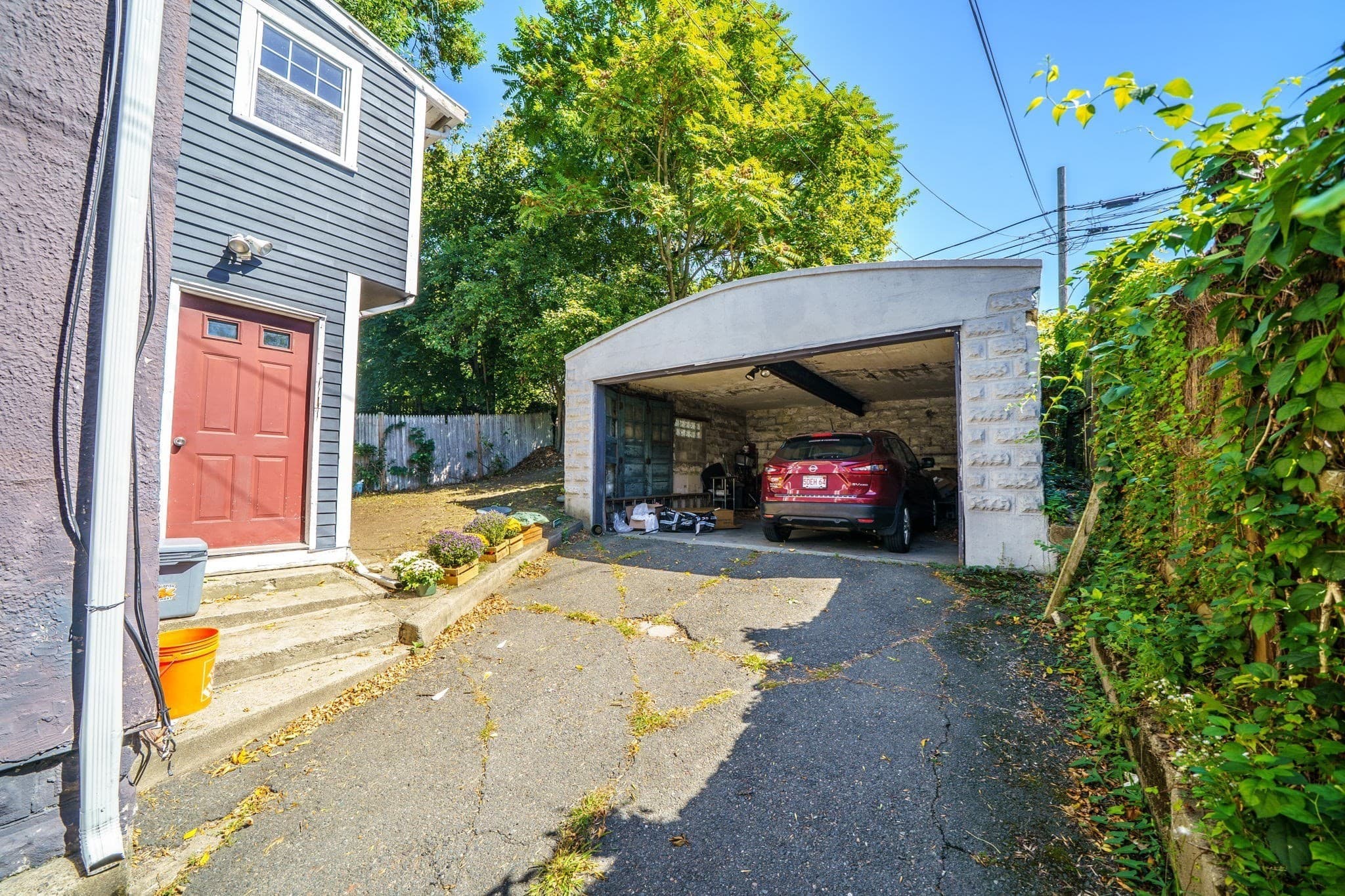 2 Family - 2 Units Up/Down at 283 Alewife Brook Pkwy, Somerville MA 02144, Somerville, photo 24 of 36