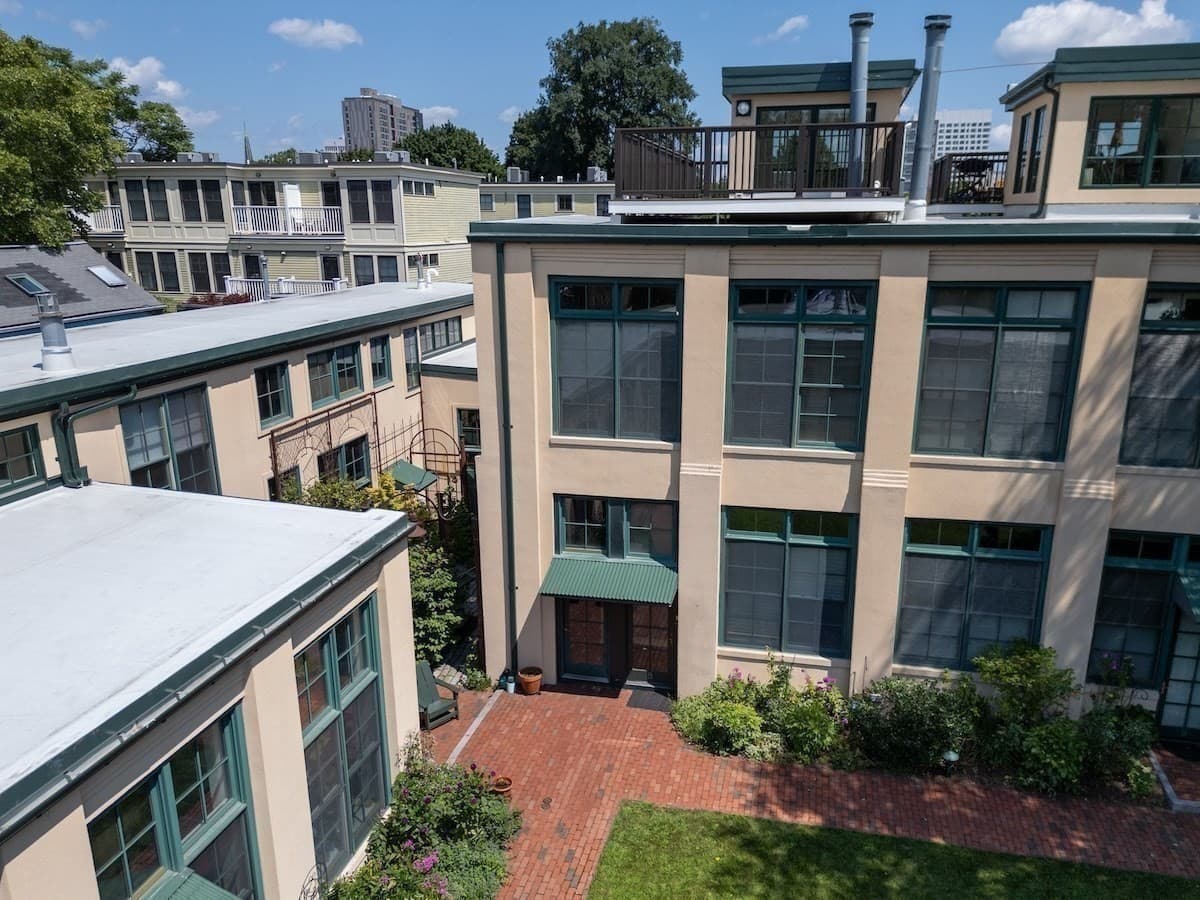 Condominium at 155 Brookline St # 8, Cambridge MA 02139, Cambridge, photo 33 of 38