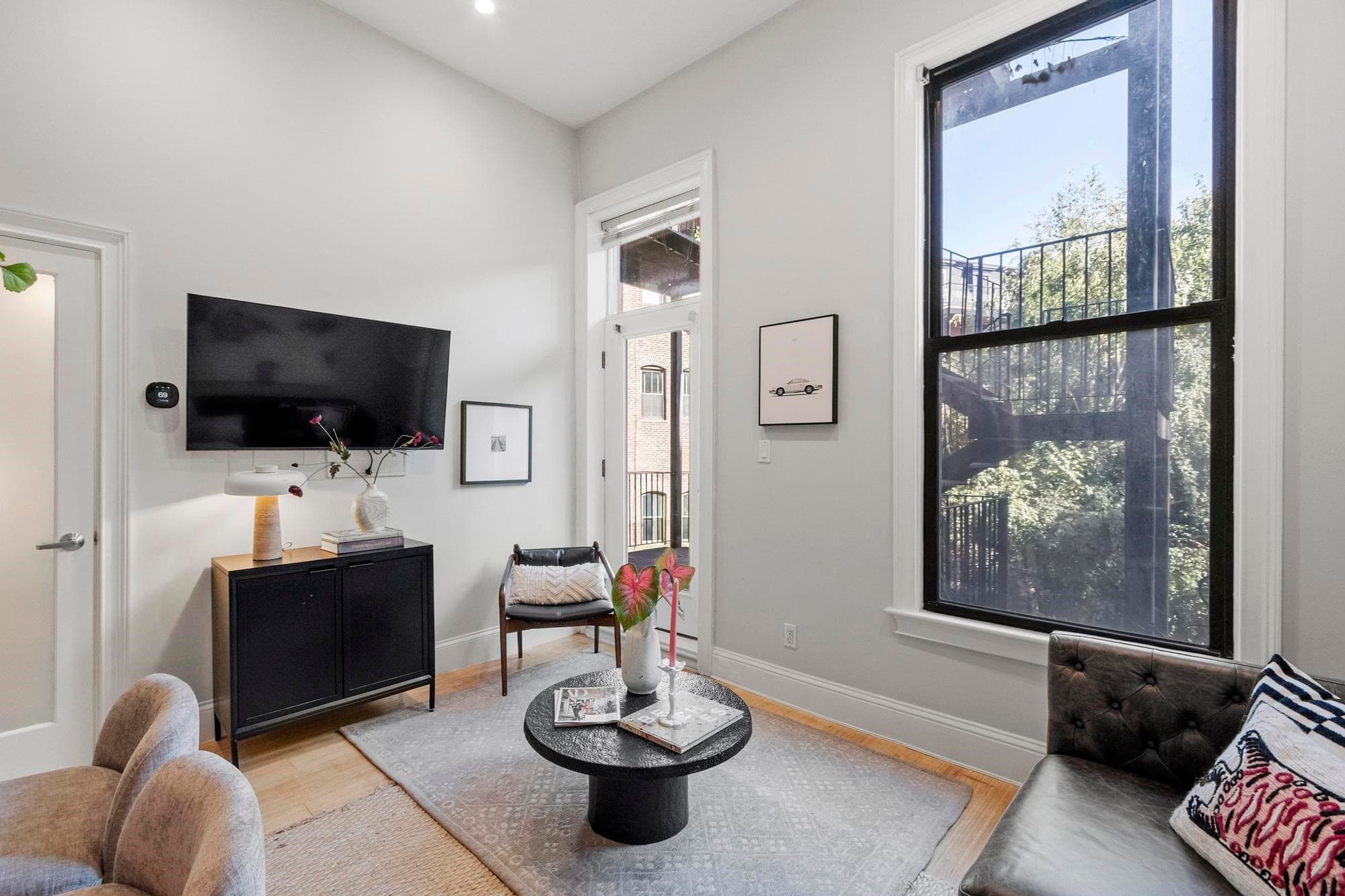 Condominium at 290 Columbus Ave # 5, Boston MA 02116, Boston, photo 2 of 22