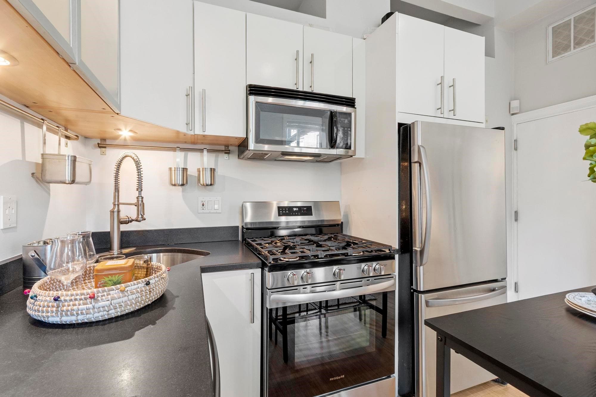 Condominium at 290 Columbus Ave # 5, Boston MA 02116, Boston, photo 6 of 22