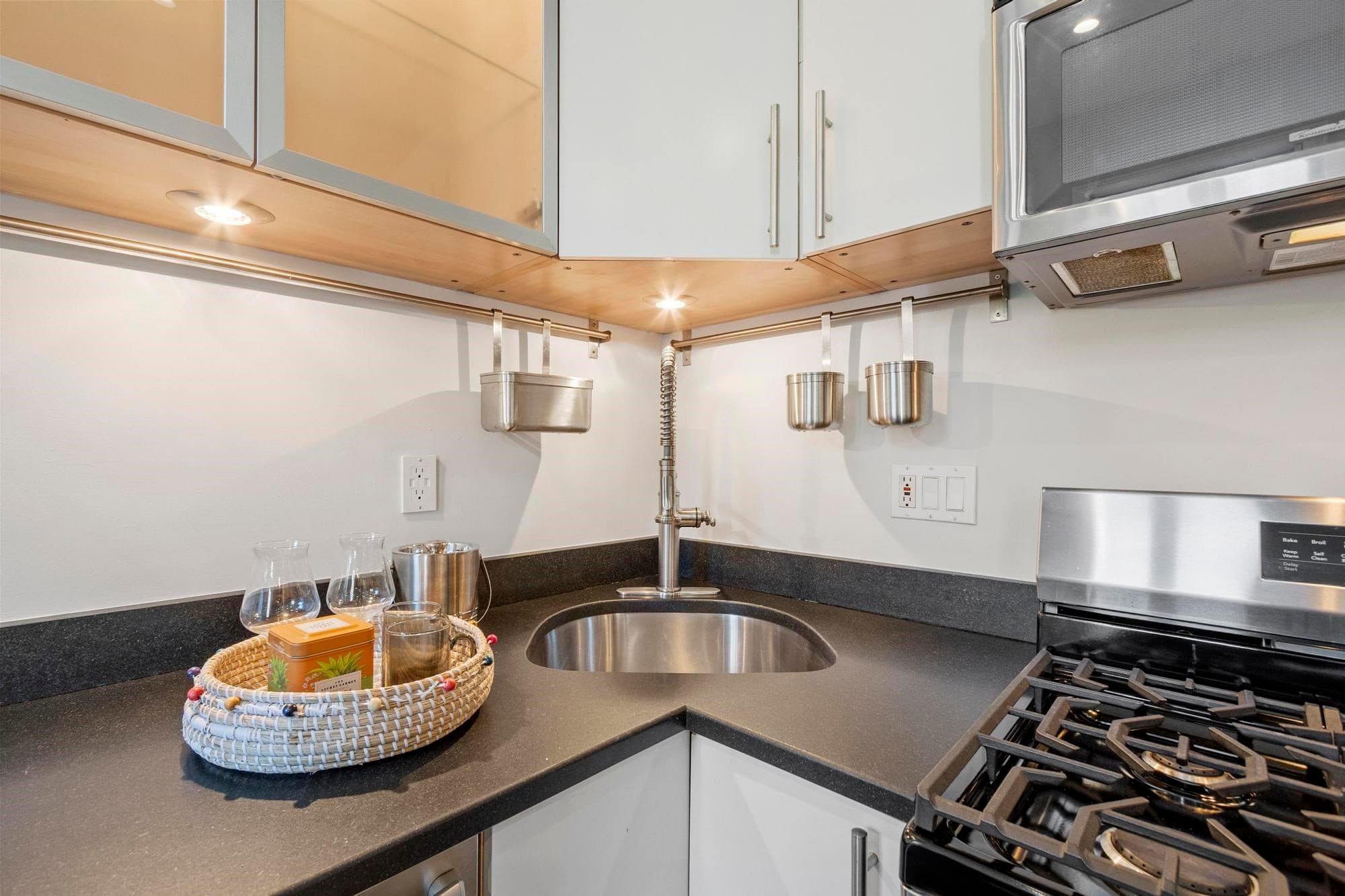 Condominium at 290 Columbus Ave # 5, Boston MA 02116, Boston, photo 7 of 22