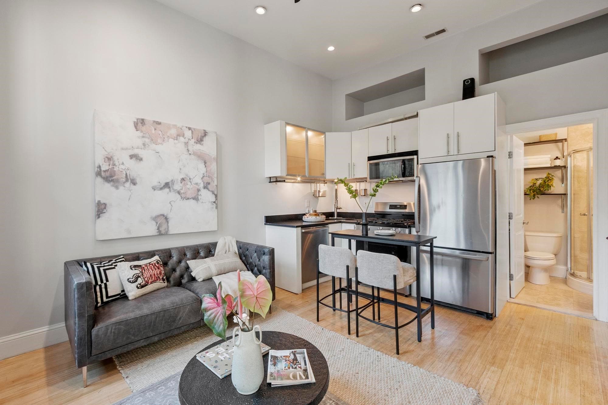 Condominium at 290 Columbus Ave # 5, Boston MA 02116, Boston, photo 3 of 22