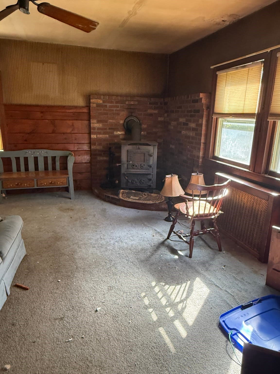 Single Family Residence at 45 Upton Rd, Uxbridge MA 01569, Uxbridge, photo 7 of 17