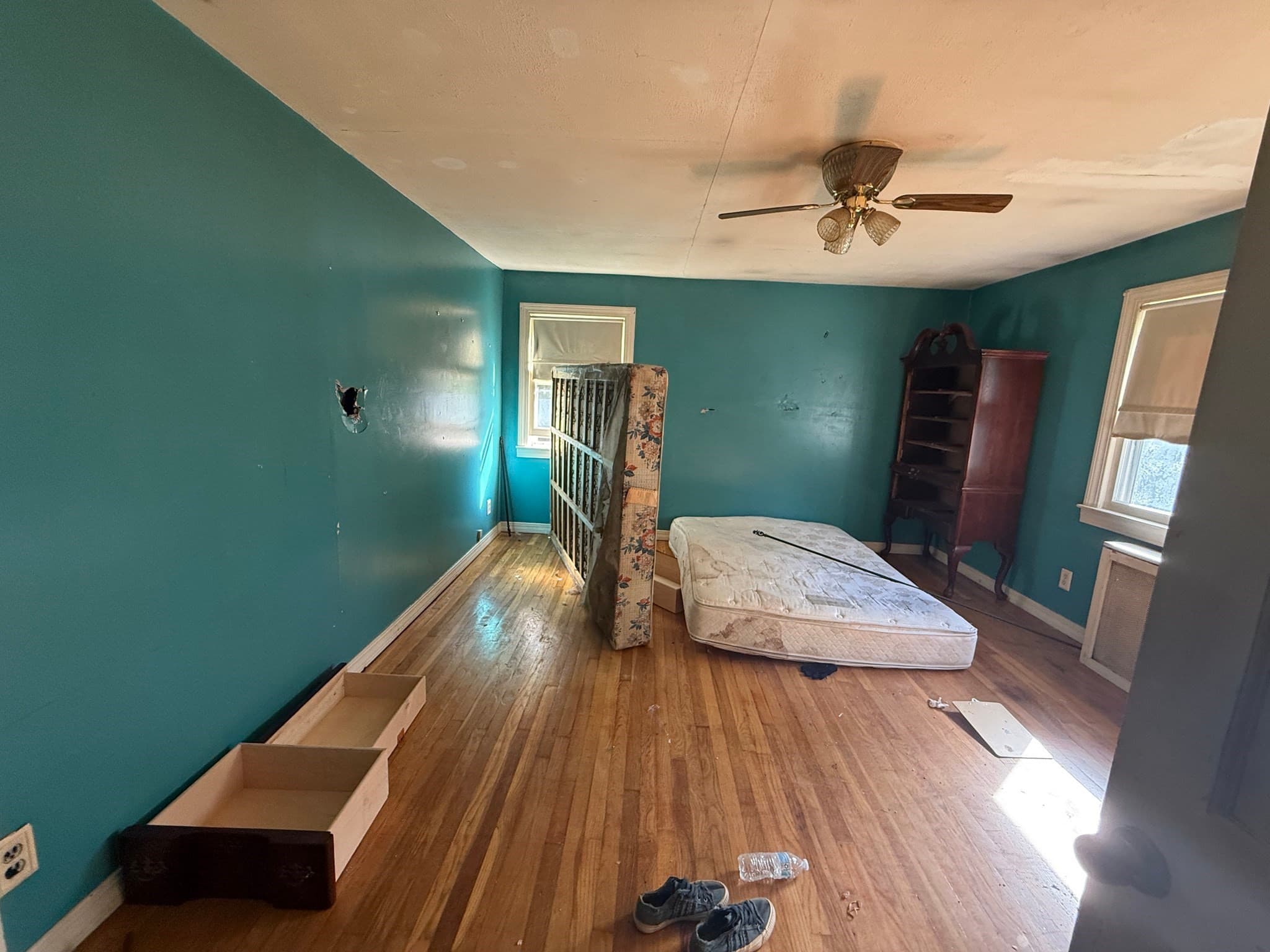 Single Family Residence at 45 Upton Rd, Uxbridge MA 01569, Uxbridge, photo 10 of 17