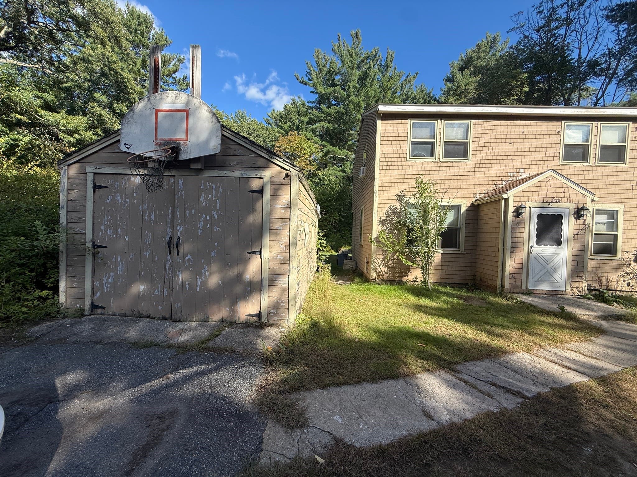 Single Family Residence at 45 Upton Rd, Uxbridge MA 01569, Uxbridge, photo 15 of 17