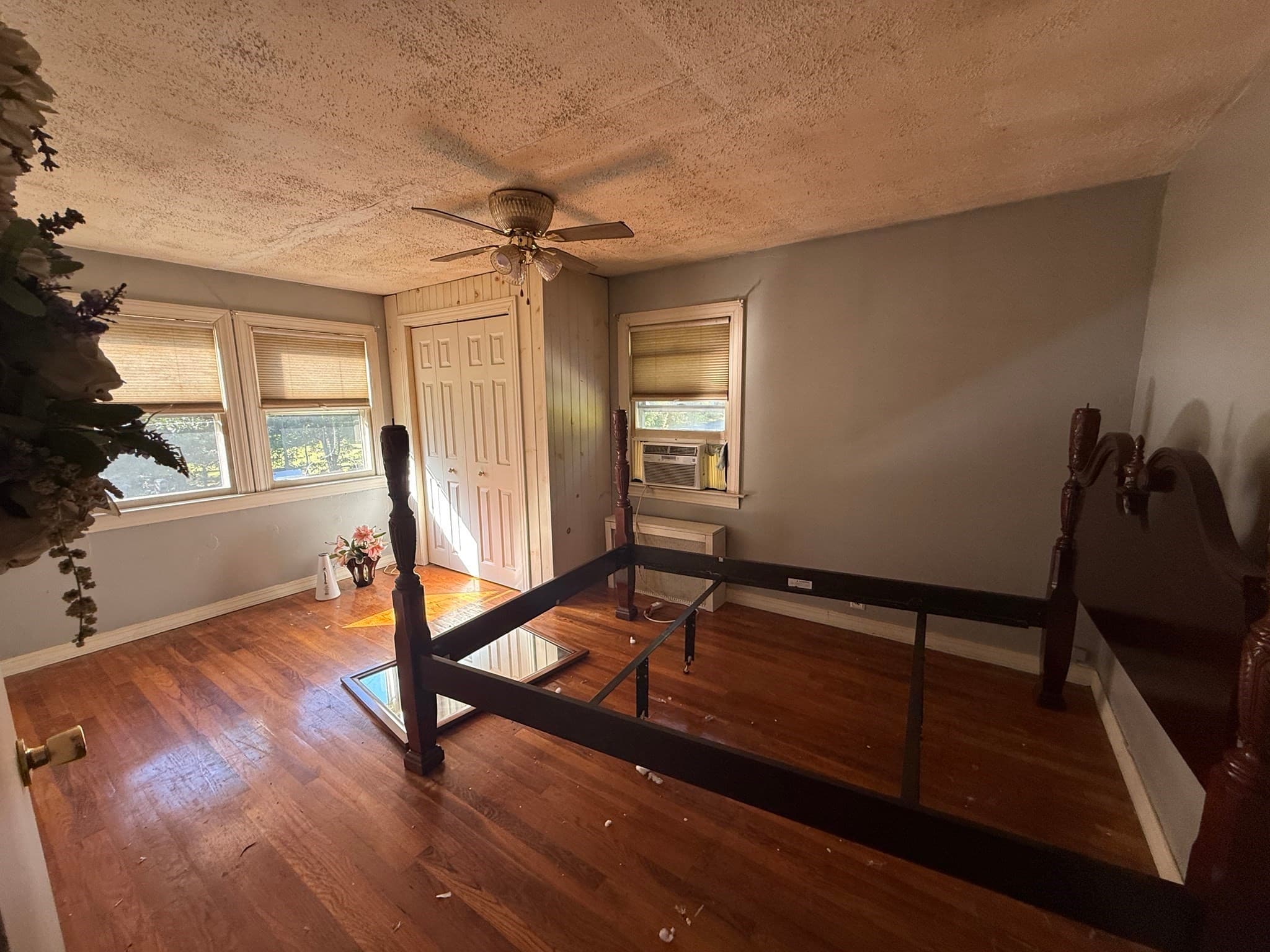 Single Family Residence at 45 Upton Rd, Uxbridge MA 01569, Uxbridge, photo 8 of 17