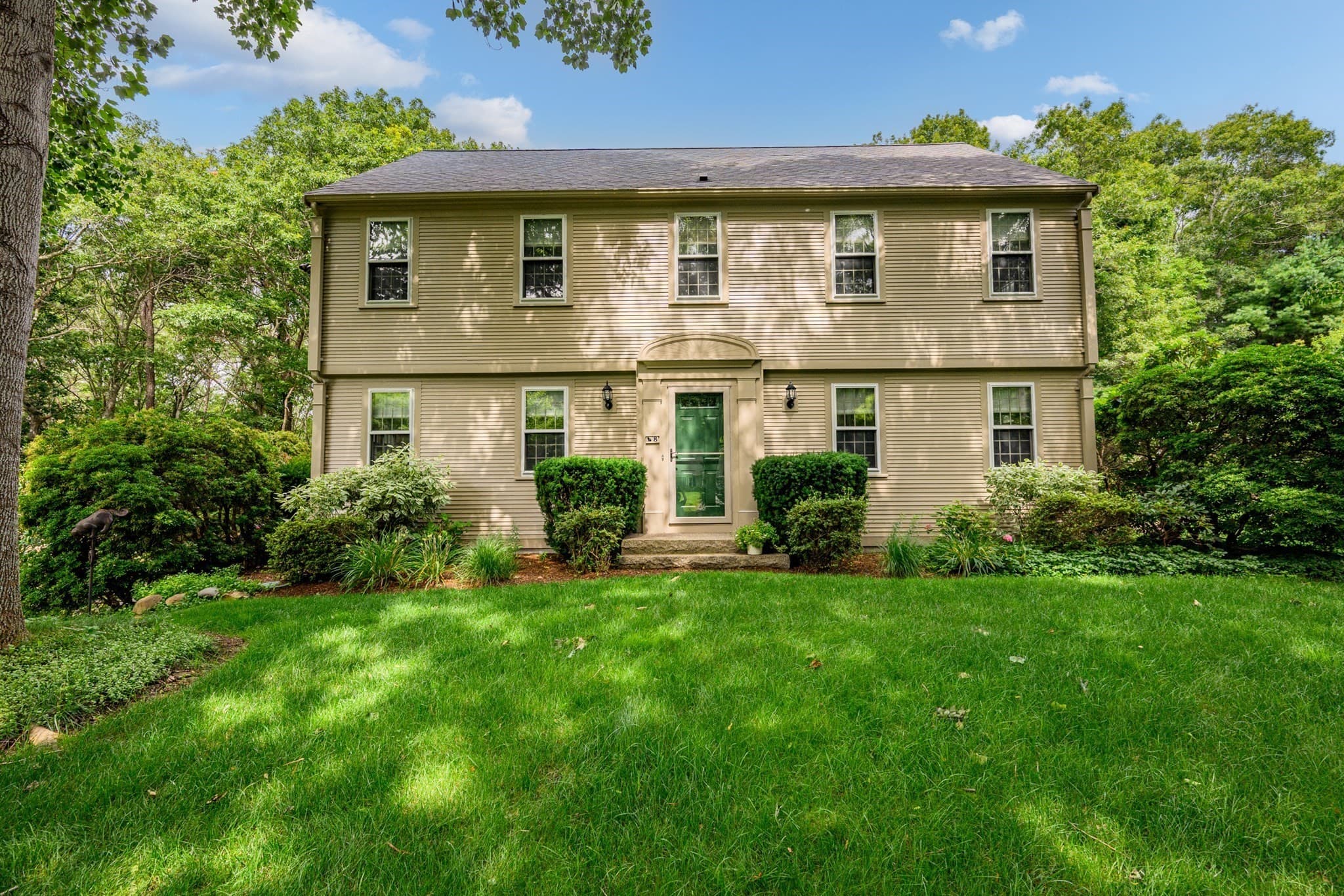 Single Family Residence at 8 Crestview Dr Ext, Sandwich MA 02537, Sandwich, photo 7 of 42