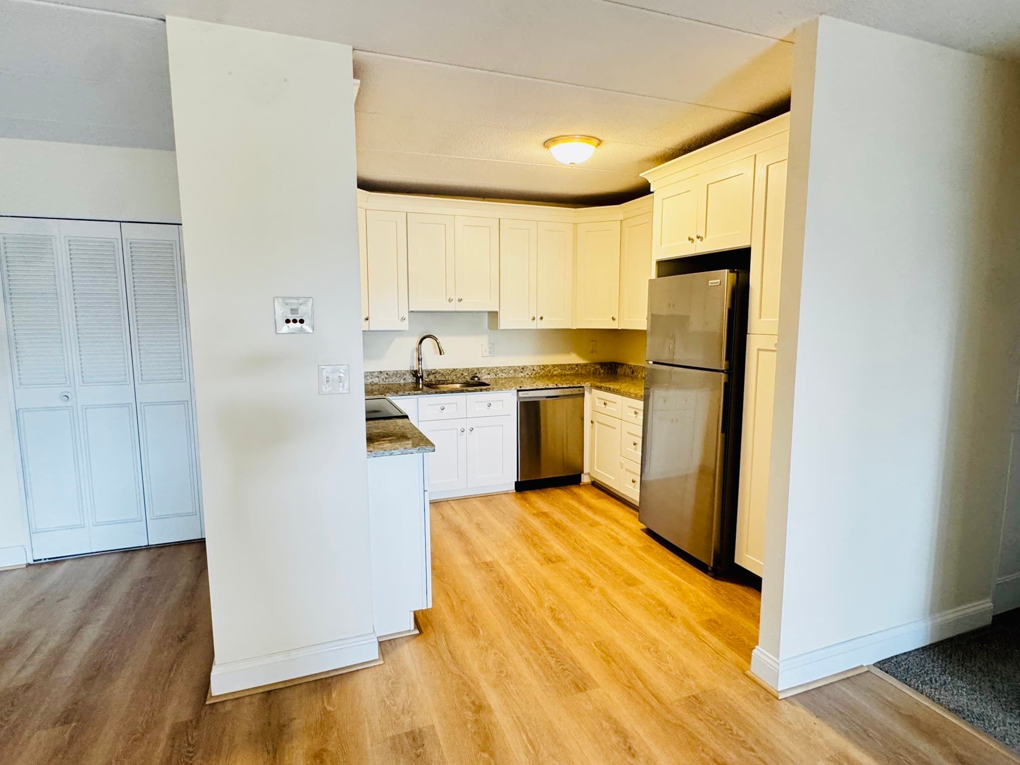 Condominium at 65 Commons Dr # 602, Shrewsbury MA 01545, Shrewsbury, photo 10 of 38