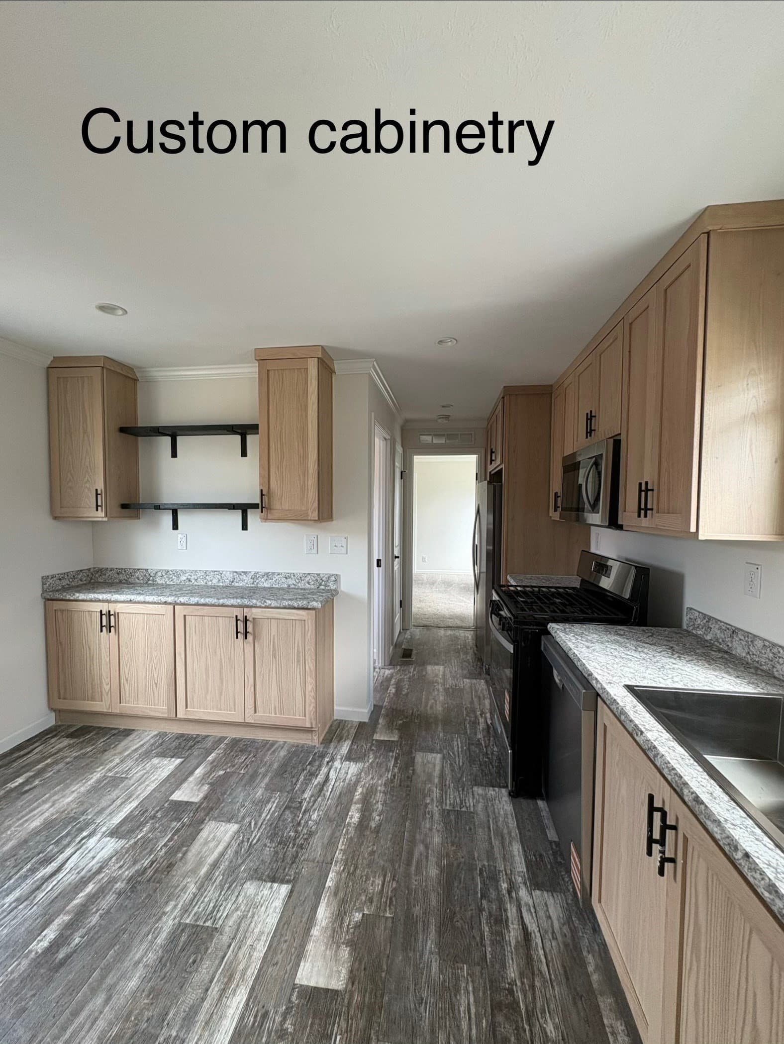 Mobile Home at 13 Lydia Drive, Plymouth MA 02360, Plymouth, photo 4 of 12