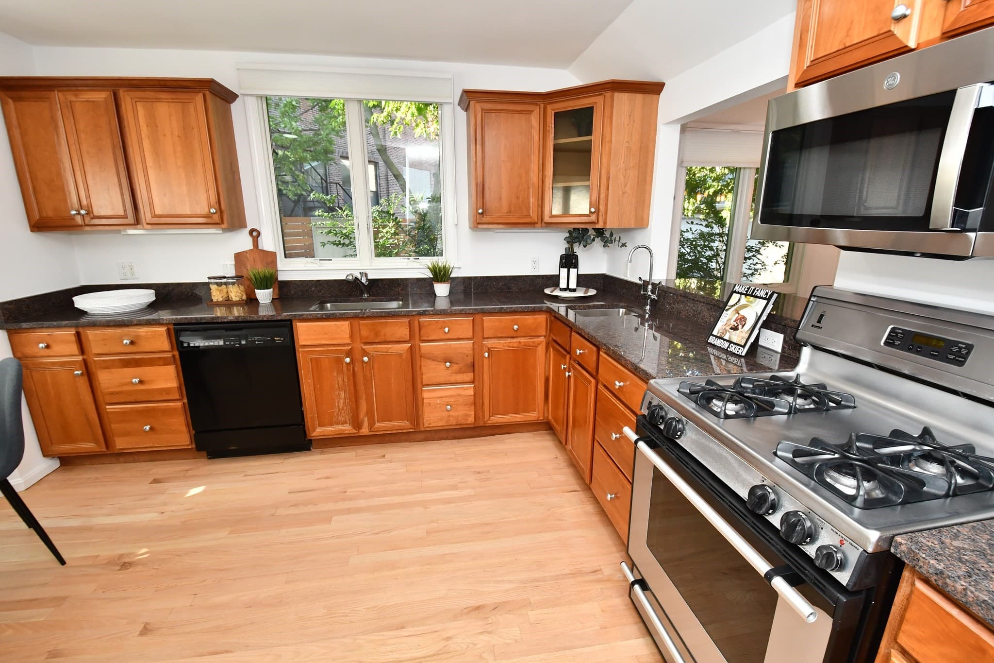 Condominium at 231 Fuller St # 231, Brookline MA 02446, Brookline, photo 10 of 26