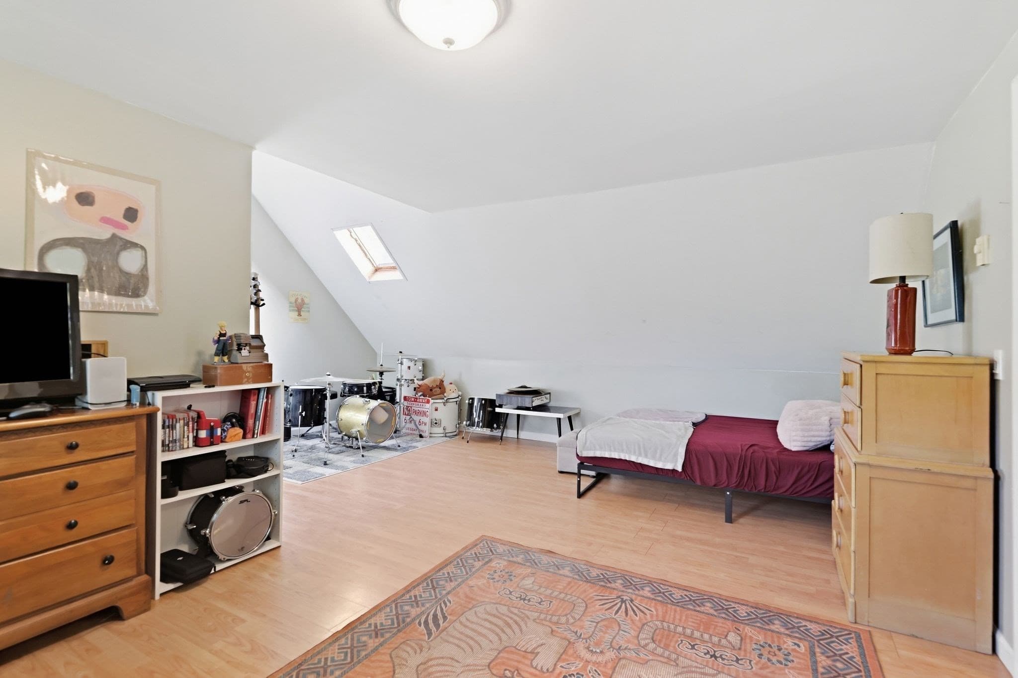 Single Family Residence at 15 Surrey Ln, Amherst MA 01002, Amherst, photo 20 of 42