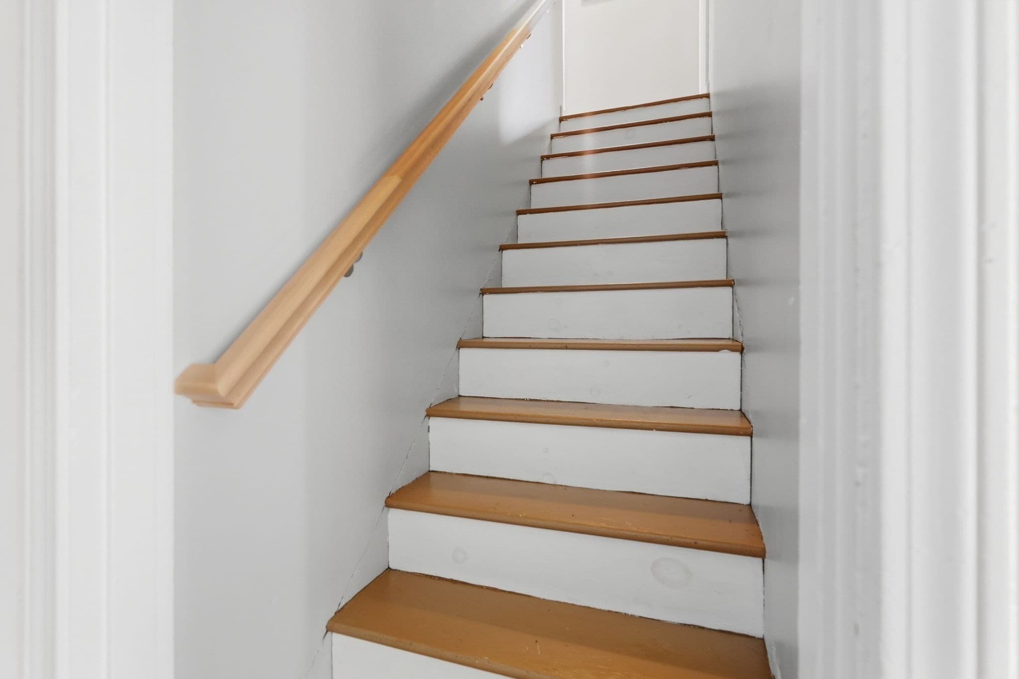 Single Family Residence at 15 Surrey Ln, Amherst MA 01002, Amherst, photo 19 of 42