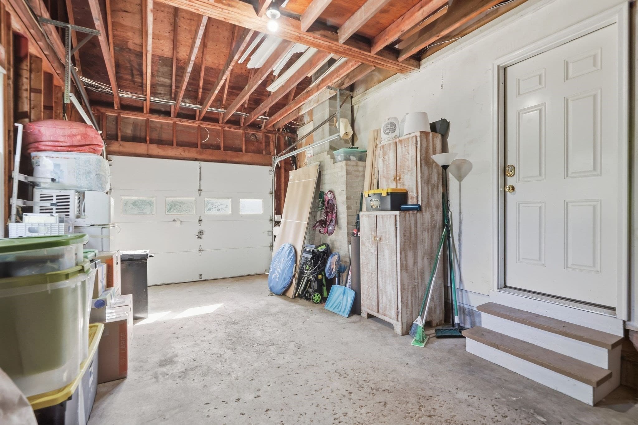 Single Family Residence at 15 Surrey Ln, Amherst MA 01002, Amherst, photo 25 of 42