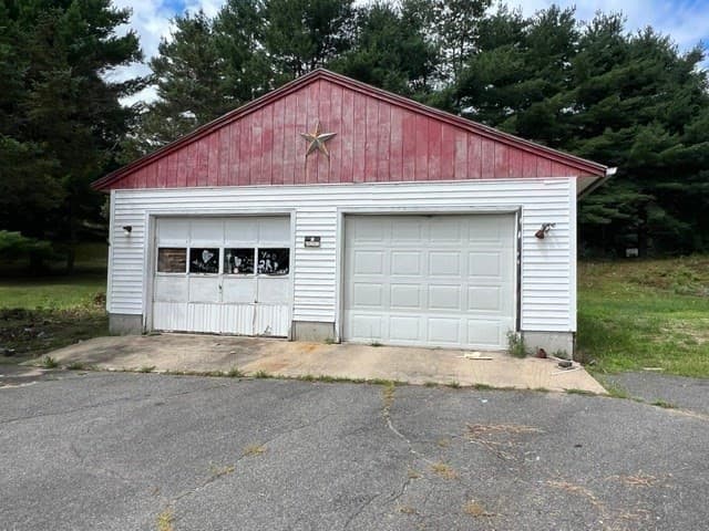 Single Family Residence at 23 Stone Valley Rd, Orange MA 01364, Orange, photo 12 of 13