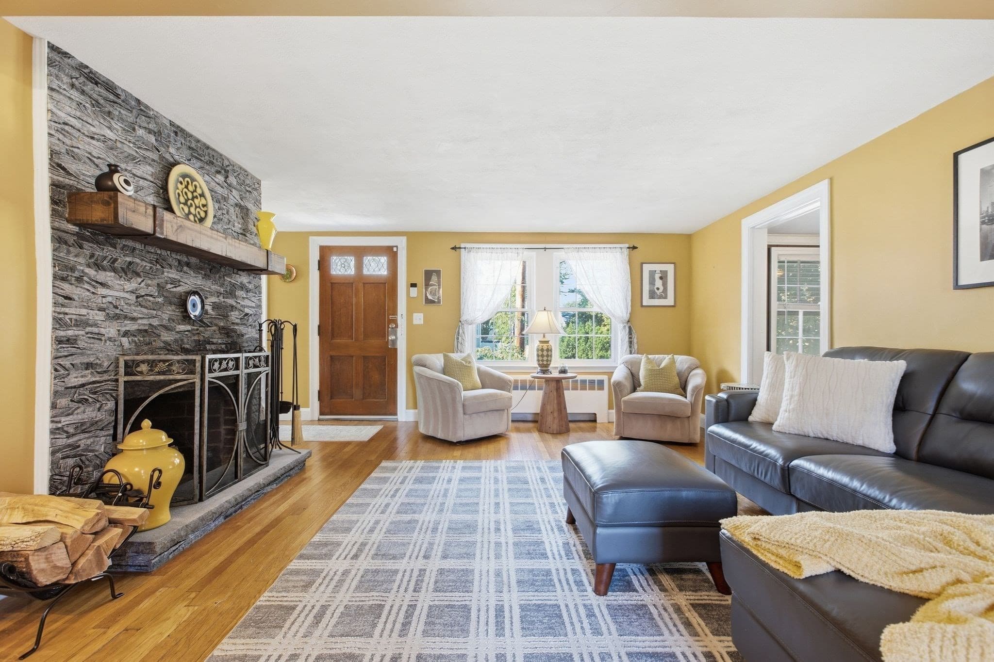 Single Family Residence at 122 North Street, Stoneham MA 02180, Stoneham, photo 10 of 35