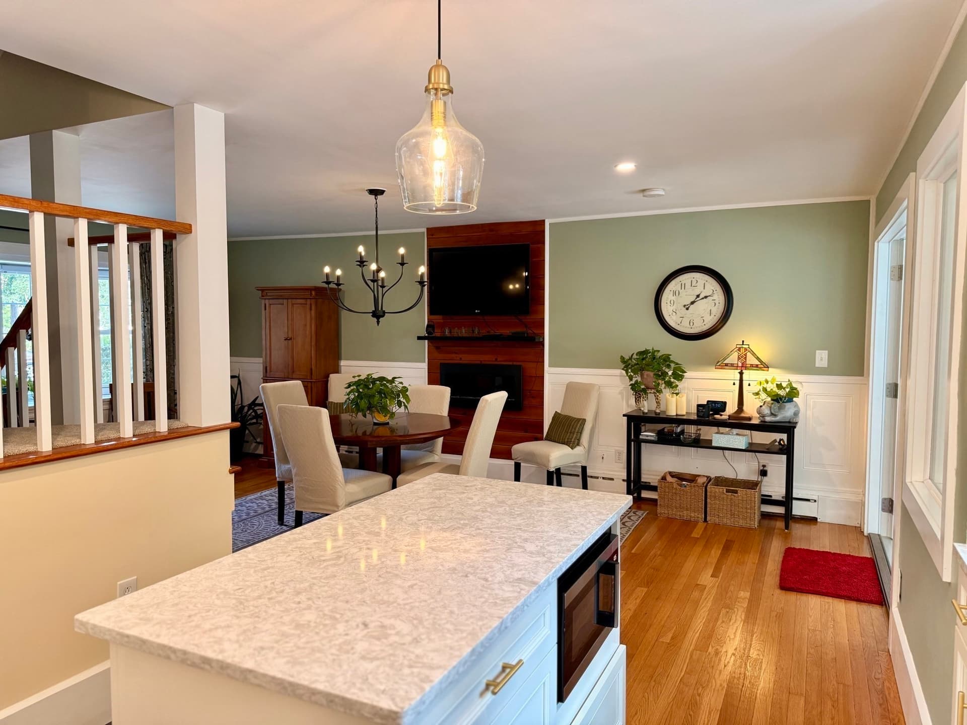 Single Family Residence at 270 Gardner St, New Bedford MA 02740, photo 12 of 42