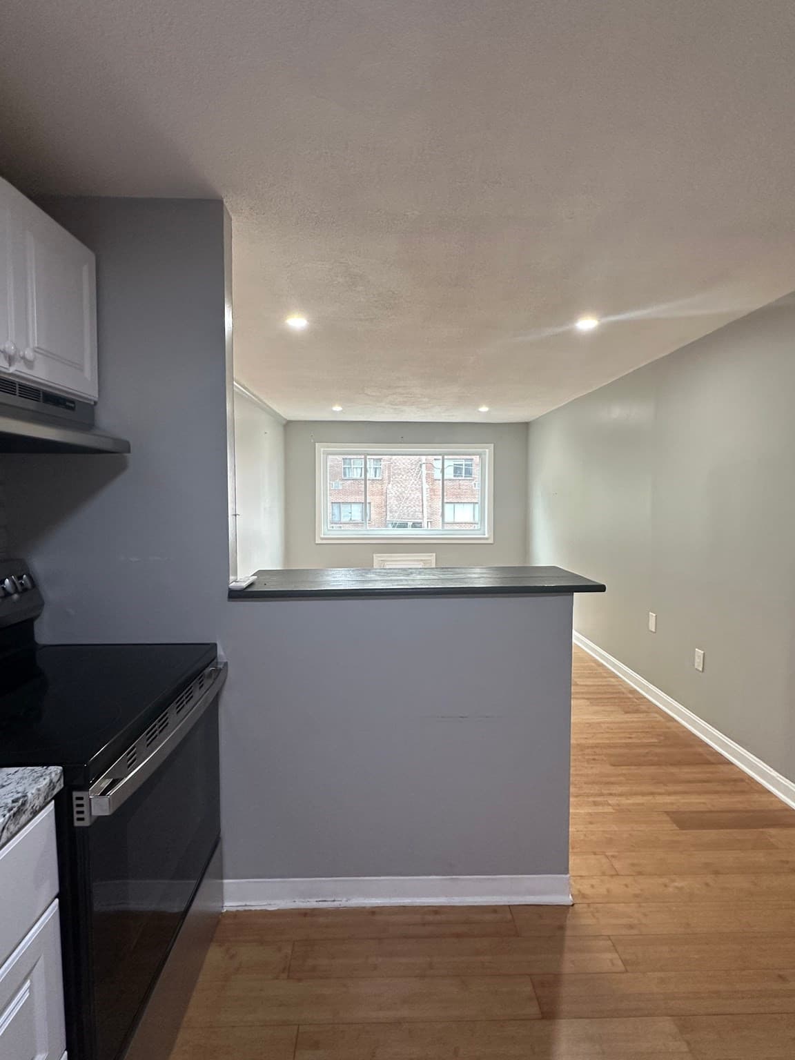 Condominium at 154 Second St # 210, Framingham MA 01702, Framingham, photo 3 of 10