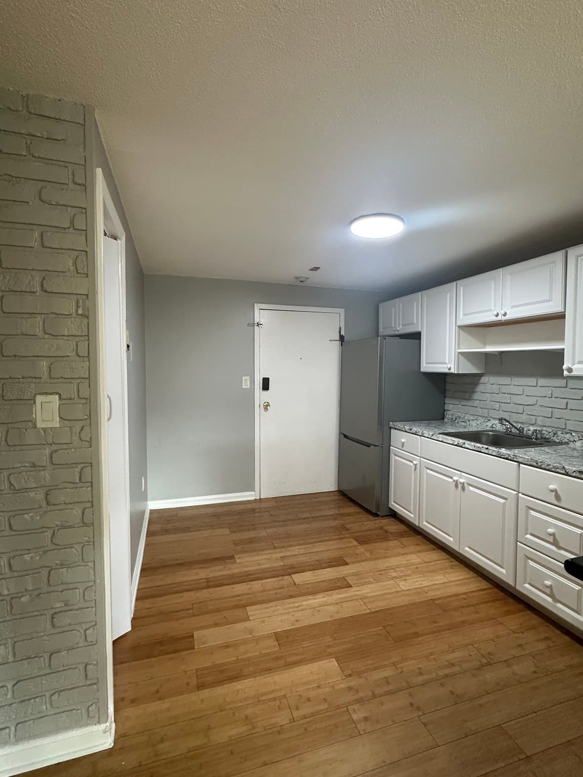 Condominium at 154 Second St # 210, Framingham MA 01702, Framingham, photo 4 of 10