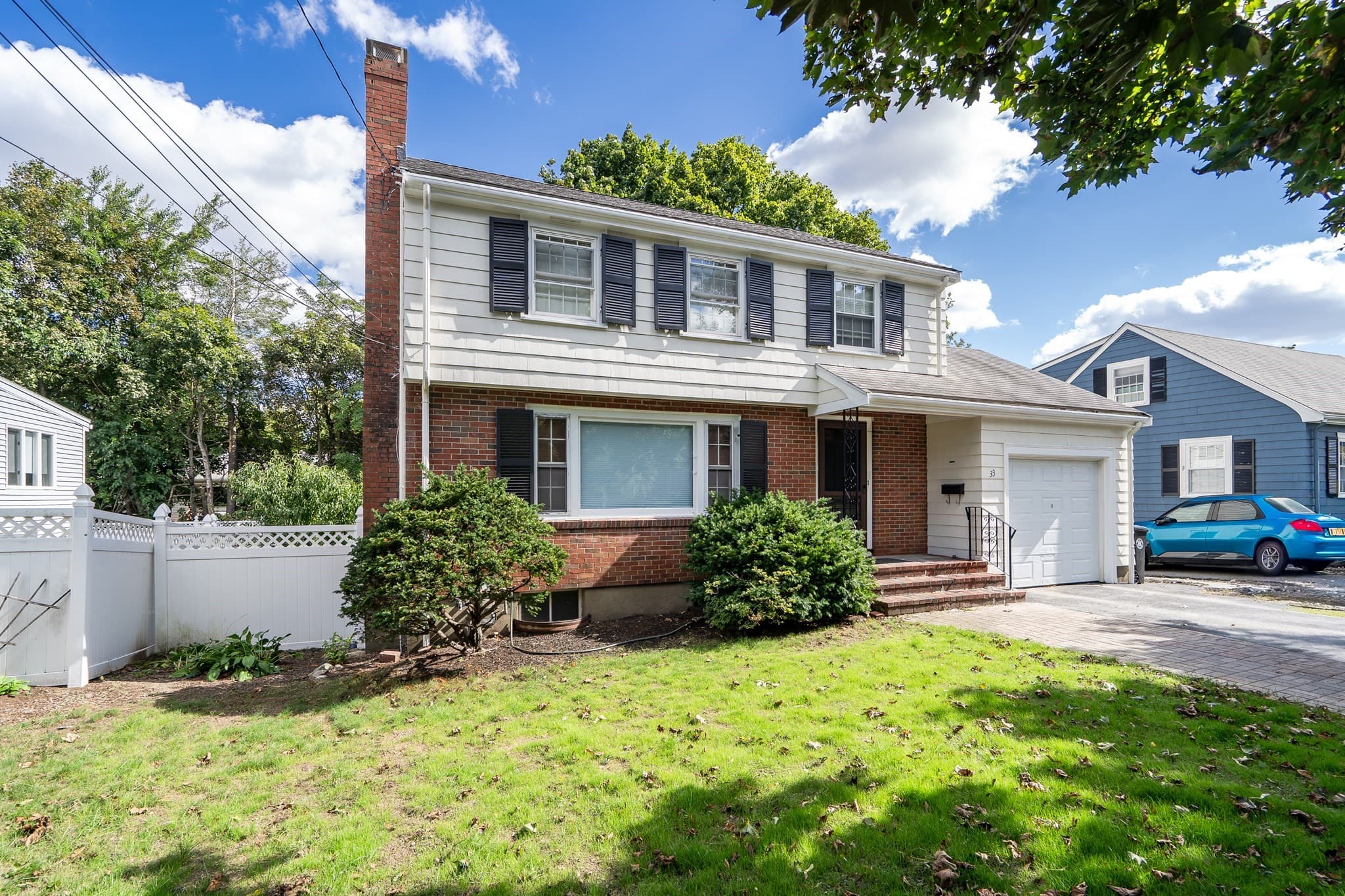 Single Family Residence at 33 Stowecroft Rd, Arlington MA 02474, Arlington, photo 3 of 35