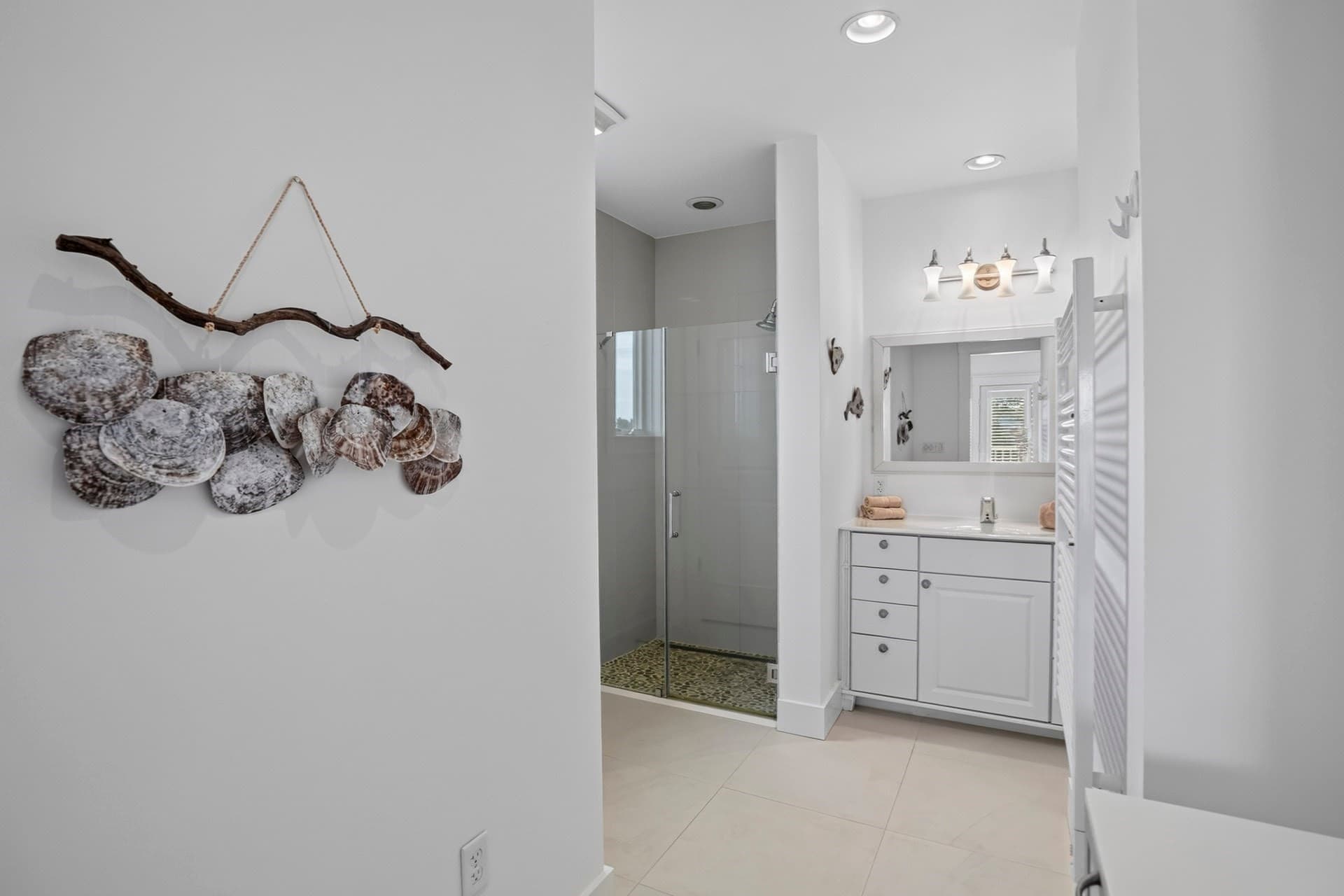 Single Family Residence at 98 Edgartown Bay Rd, Edgartown MA 02539, Edgartown, photo 23 of 42