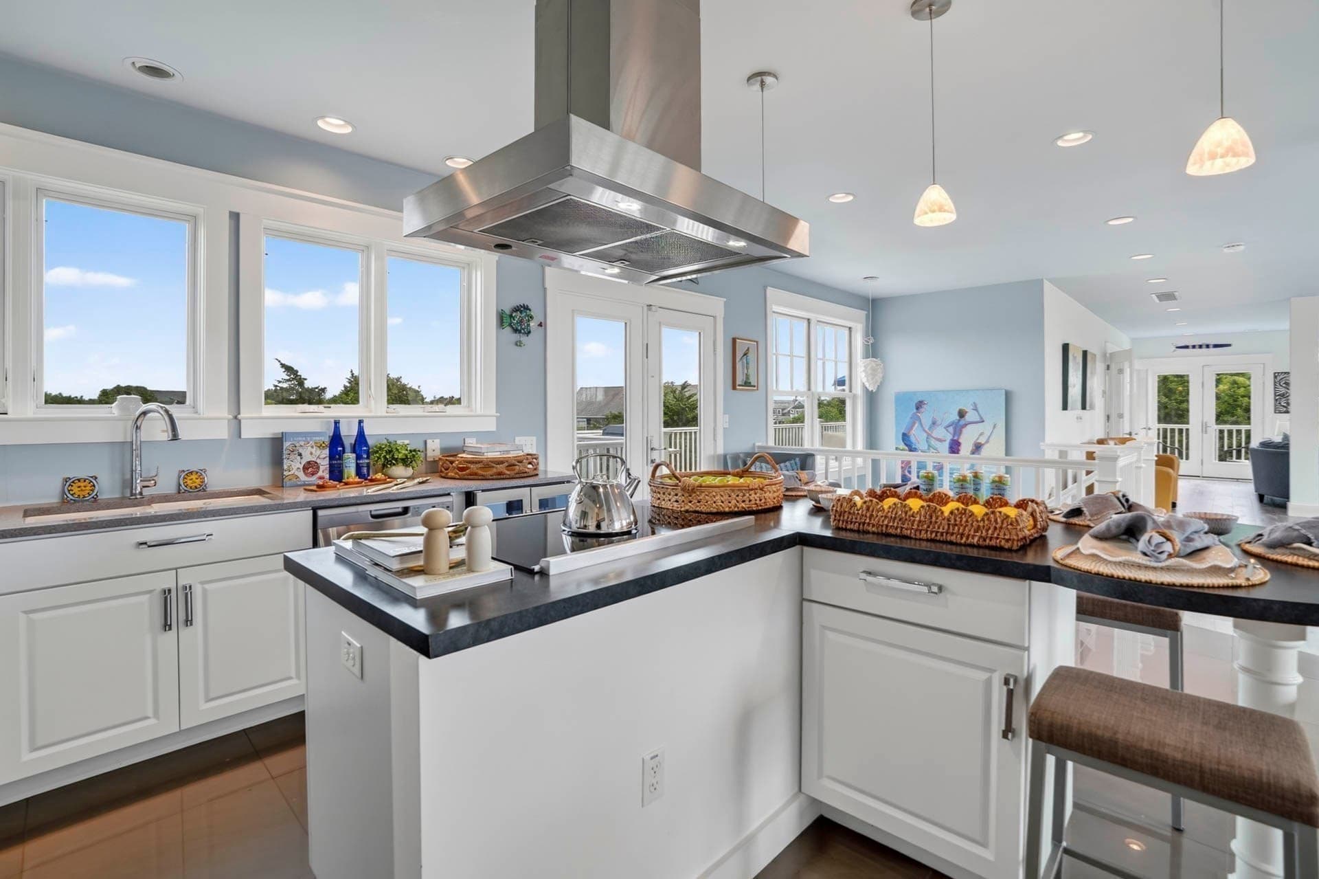 Single Family Residence at 98 Edgartown Bay Rd, Edgartown MA 02539, Edgartown, photo 17 of 42