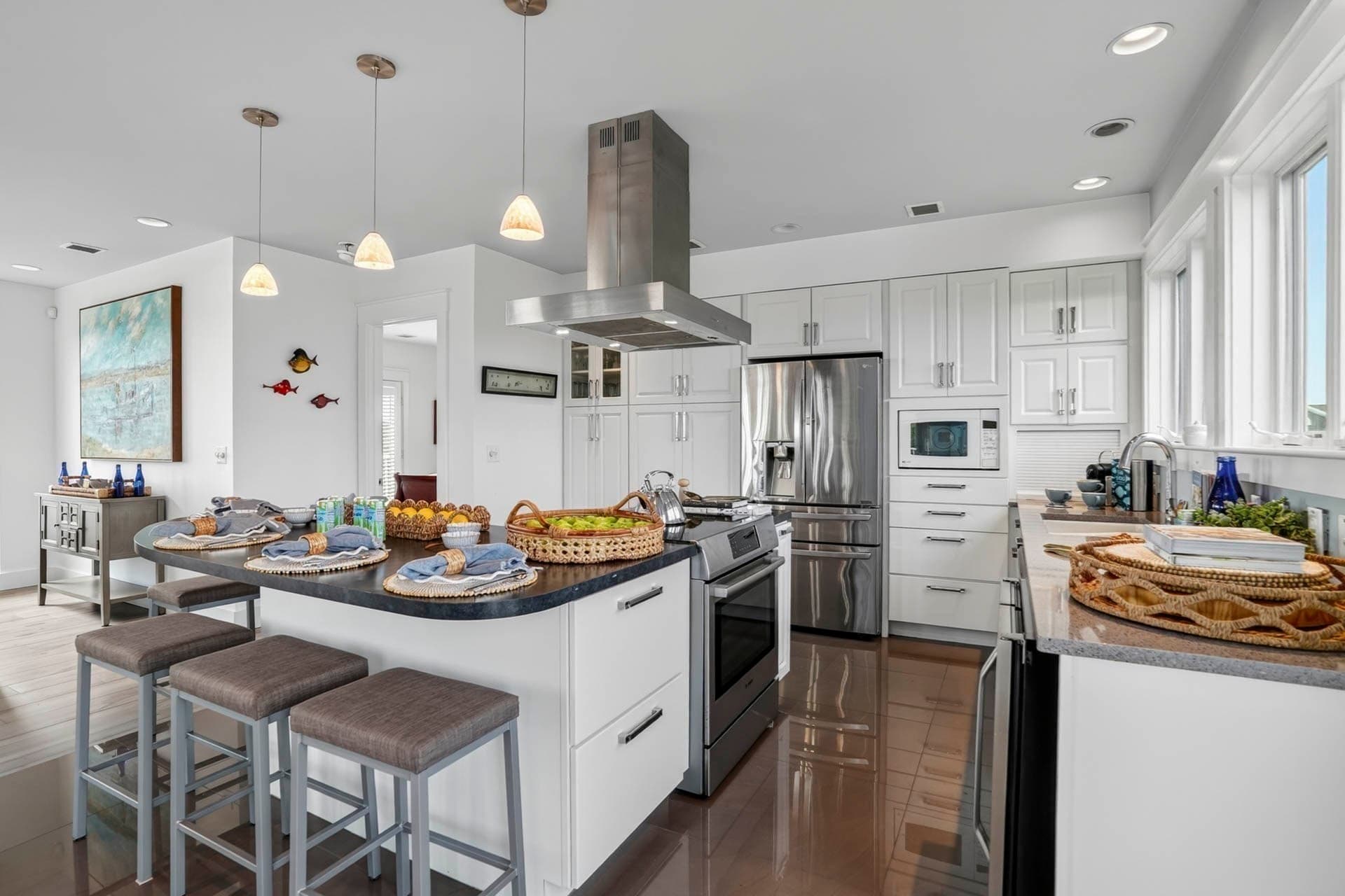 Single Family Residence at 98 Edgartown Bay Rd, Edgartown MA 02539, Edgartown, photo 15 of 42