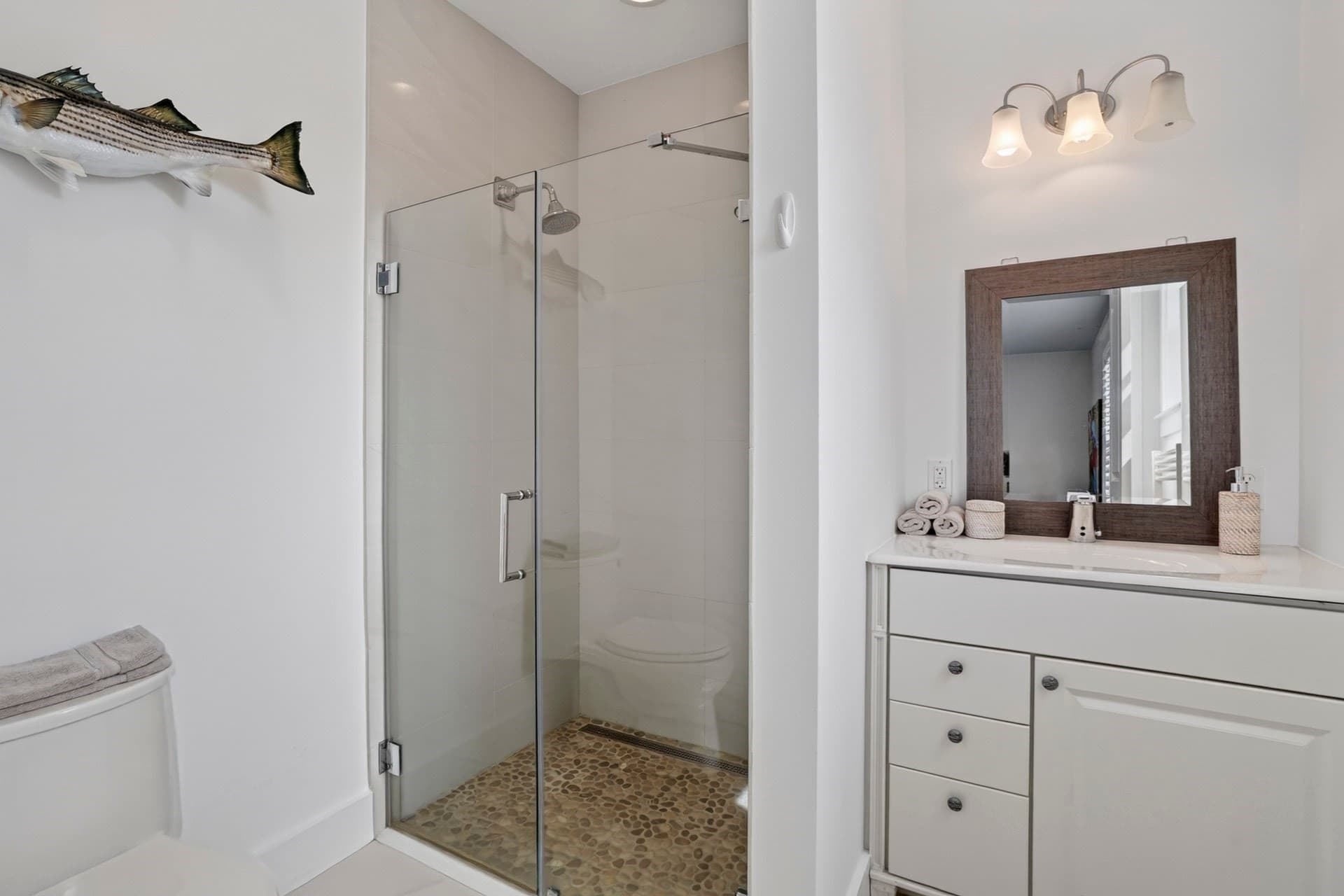 Single Family Residence at 98 Edgartown Bay Rd, Edgartown MA 02539, Edgartown, photo 31 of 42