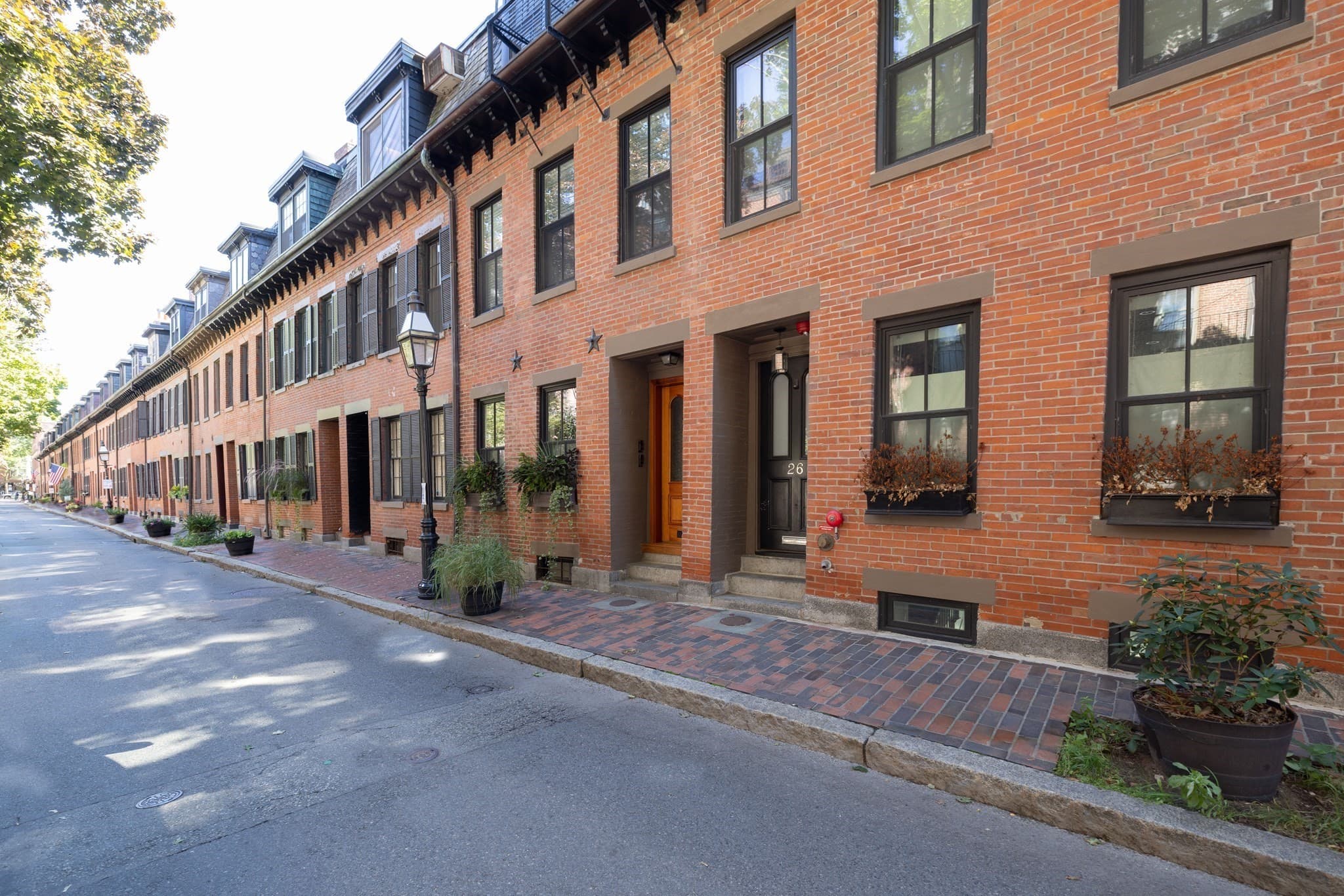 Condominium at 25 Lawrence St # 1, Boston MA 02116, photo 25 of 26