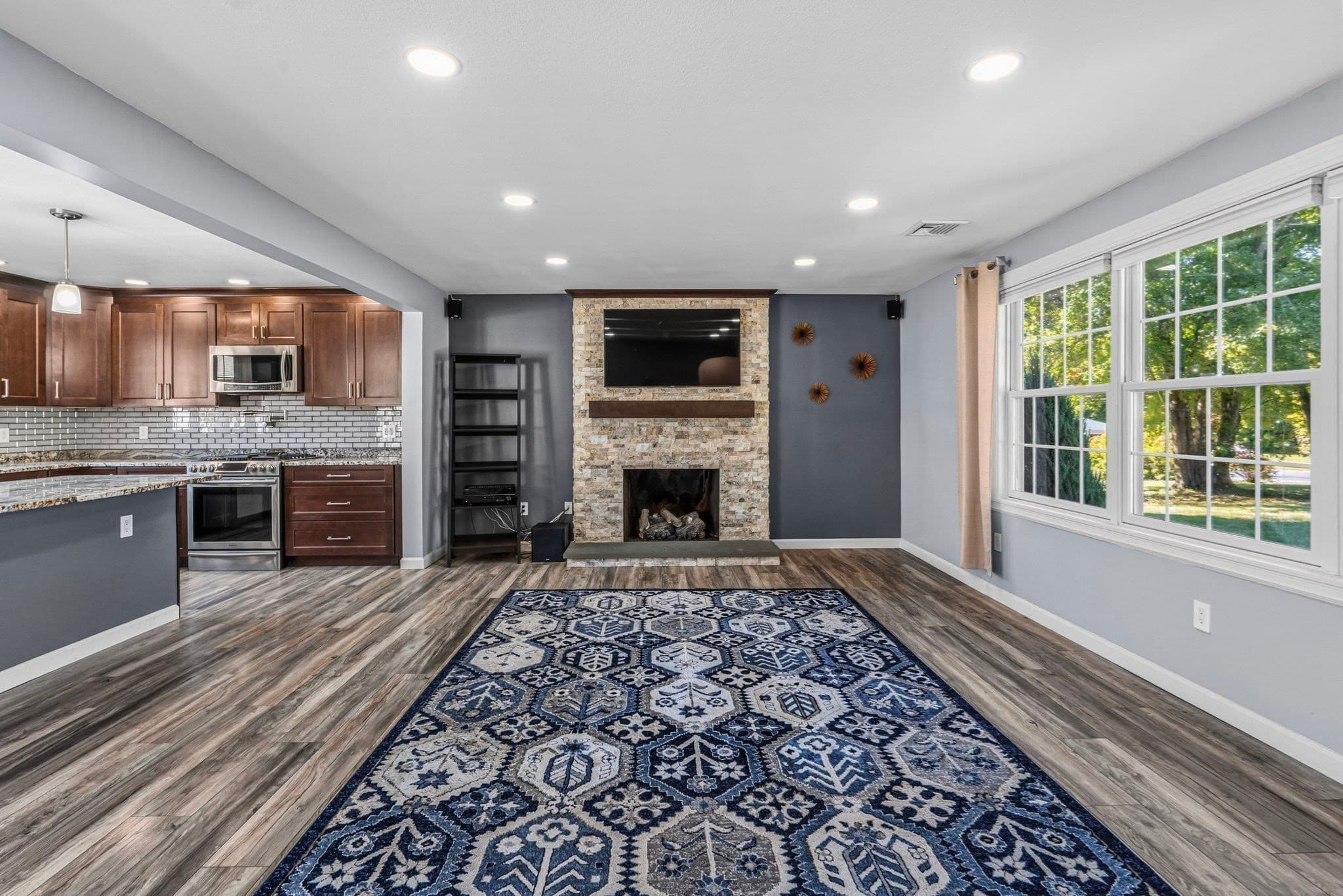 Single Family Residence at 263 College Hwy, Southampton MA 01073, Southampton, photo 12 of 42