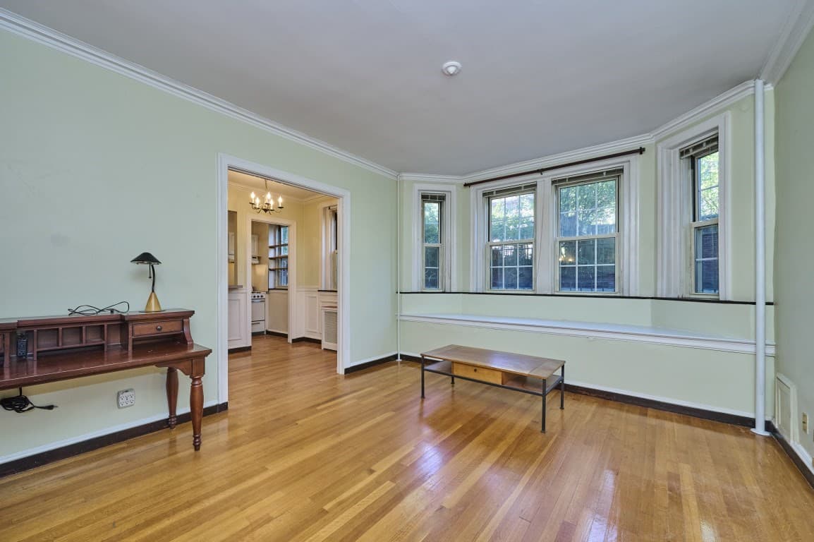Condominium at 7 Arlington St # 4, Cambridge MA 02140, Cambridge, photo 3 of 12