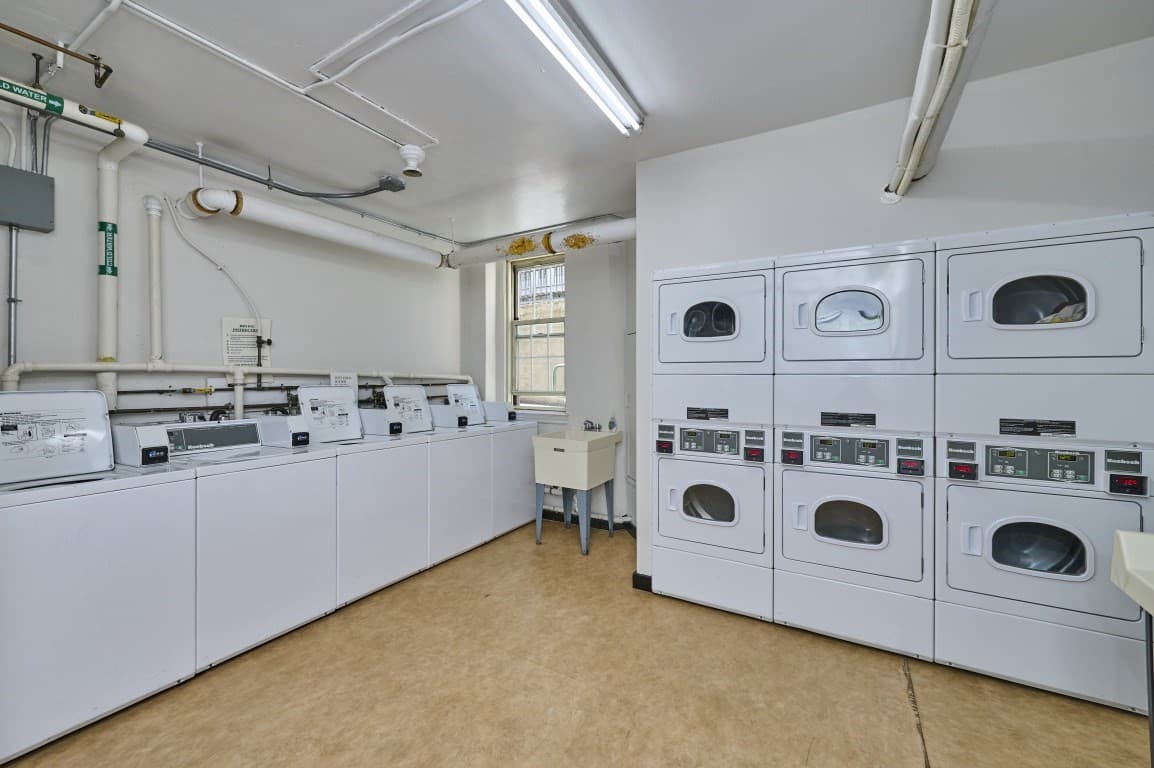 Condominium at 7 Arlington St # 4, Cambridge MA 02140, Cambridge, photo 9 of 12