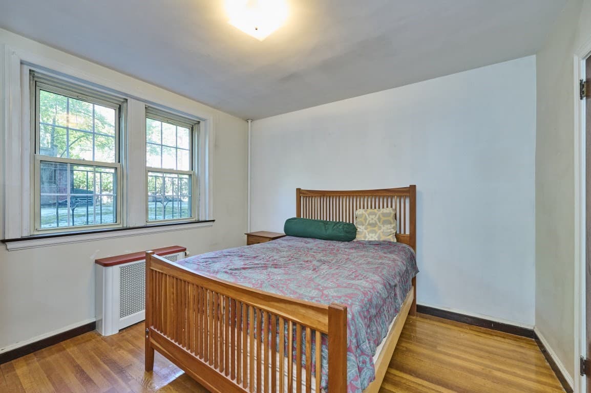 Condominium at 7 Arlington St # 4, Cambridge MA 02140, Cambridge, photo 8 of 12