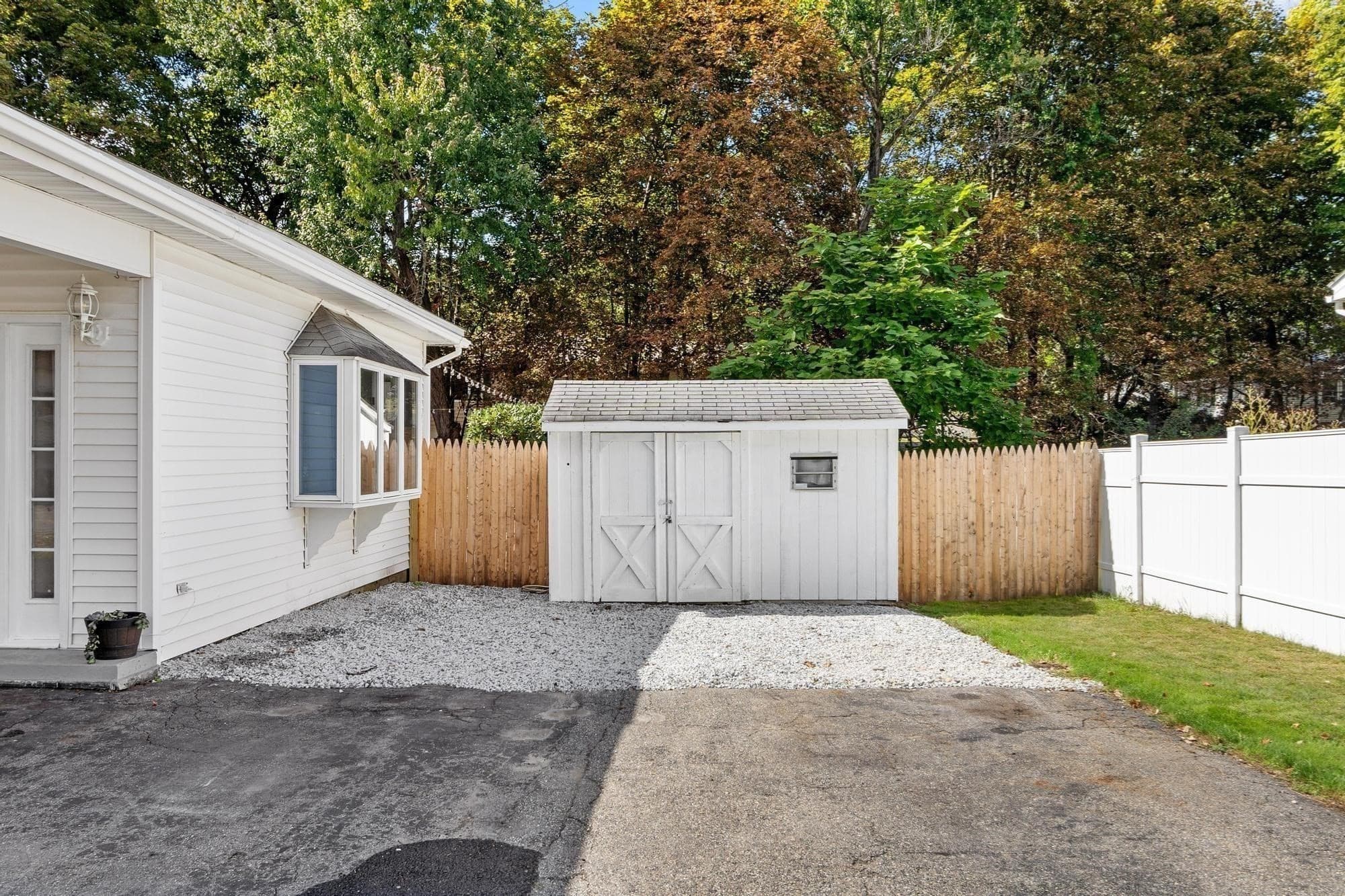 Single Family Residence at 160 Jackson St, Methuen MA 01844, Methuen, photo 26 of 28